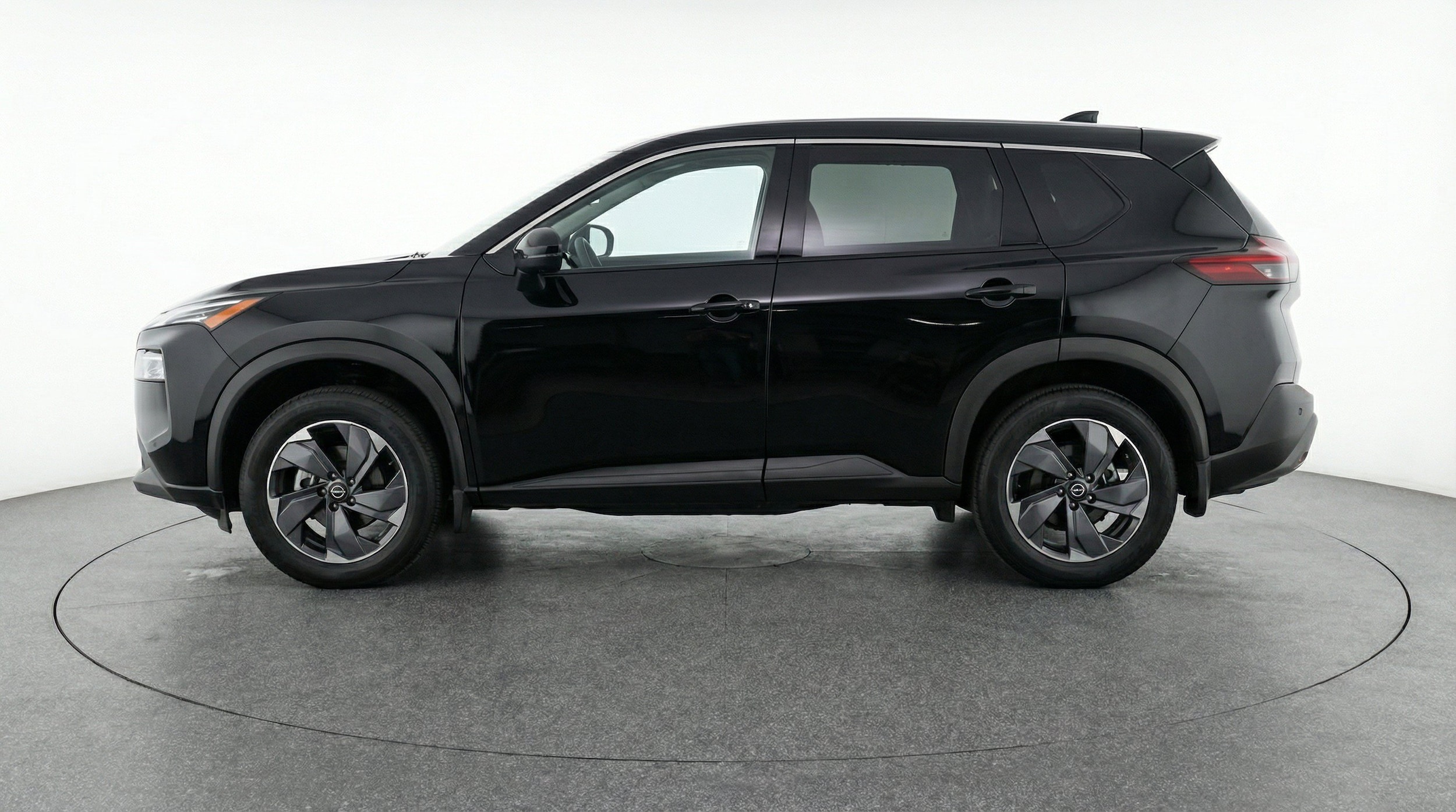 Thumbnail: 2025 Nissan Rogue - 5