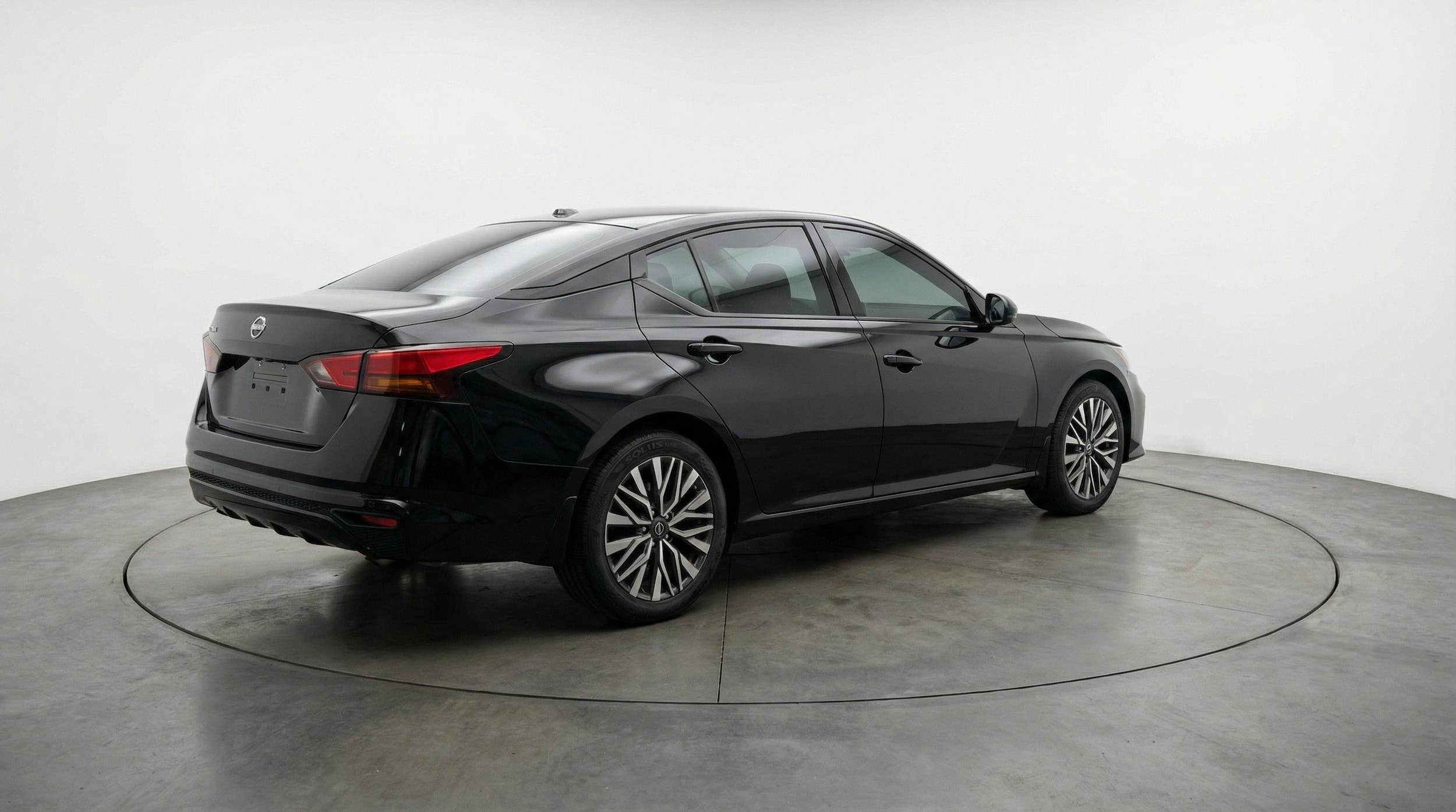 Thumbnail: 2025 Nissan Altima - 9