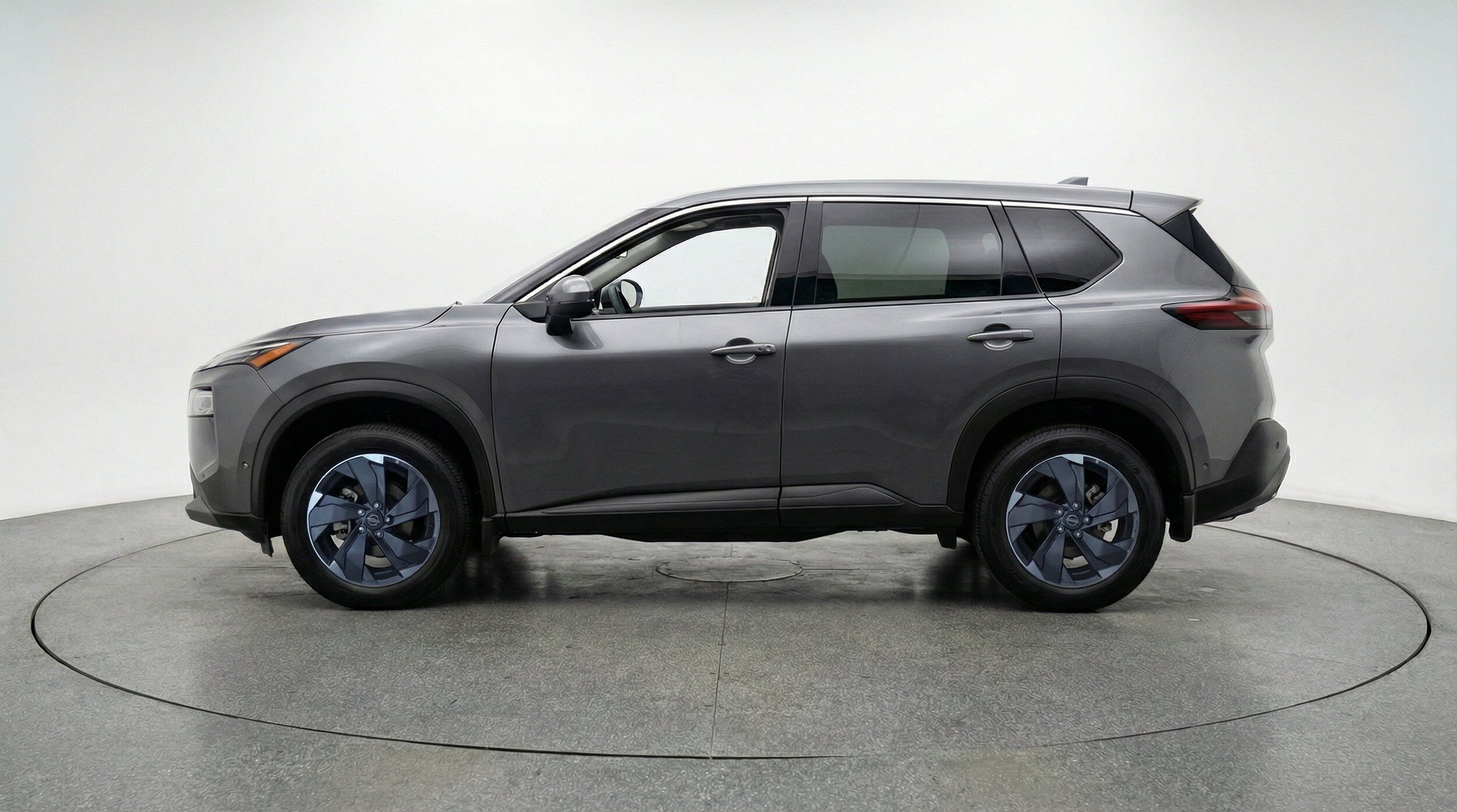 Thumbnail: 2025 Nissan Rogue - 5