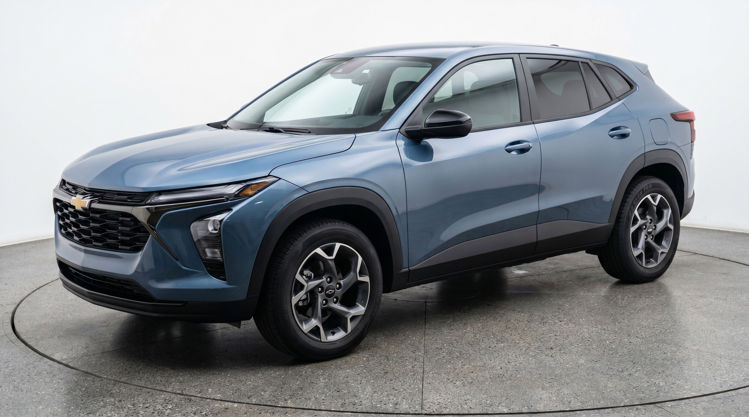 Thumbnail: 2025 Chevrolet Trax - 3