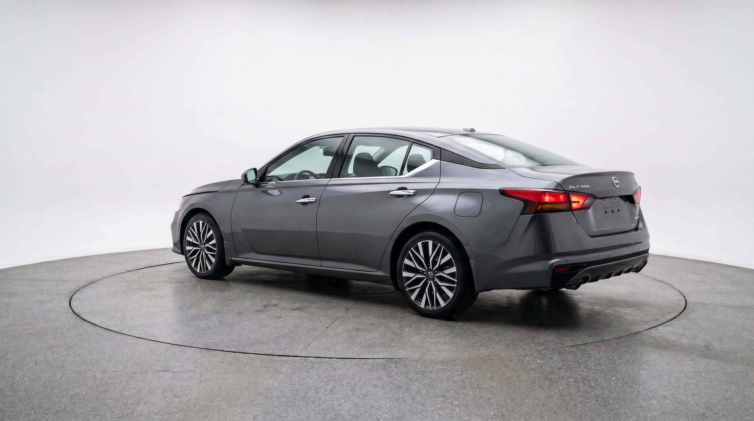 Thumbnail: 2025 Nissan Altima - 6