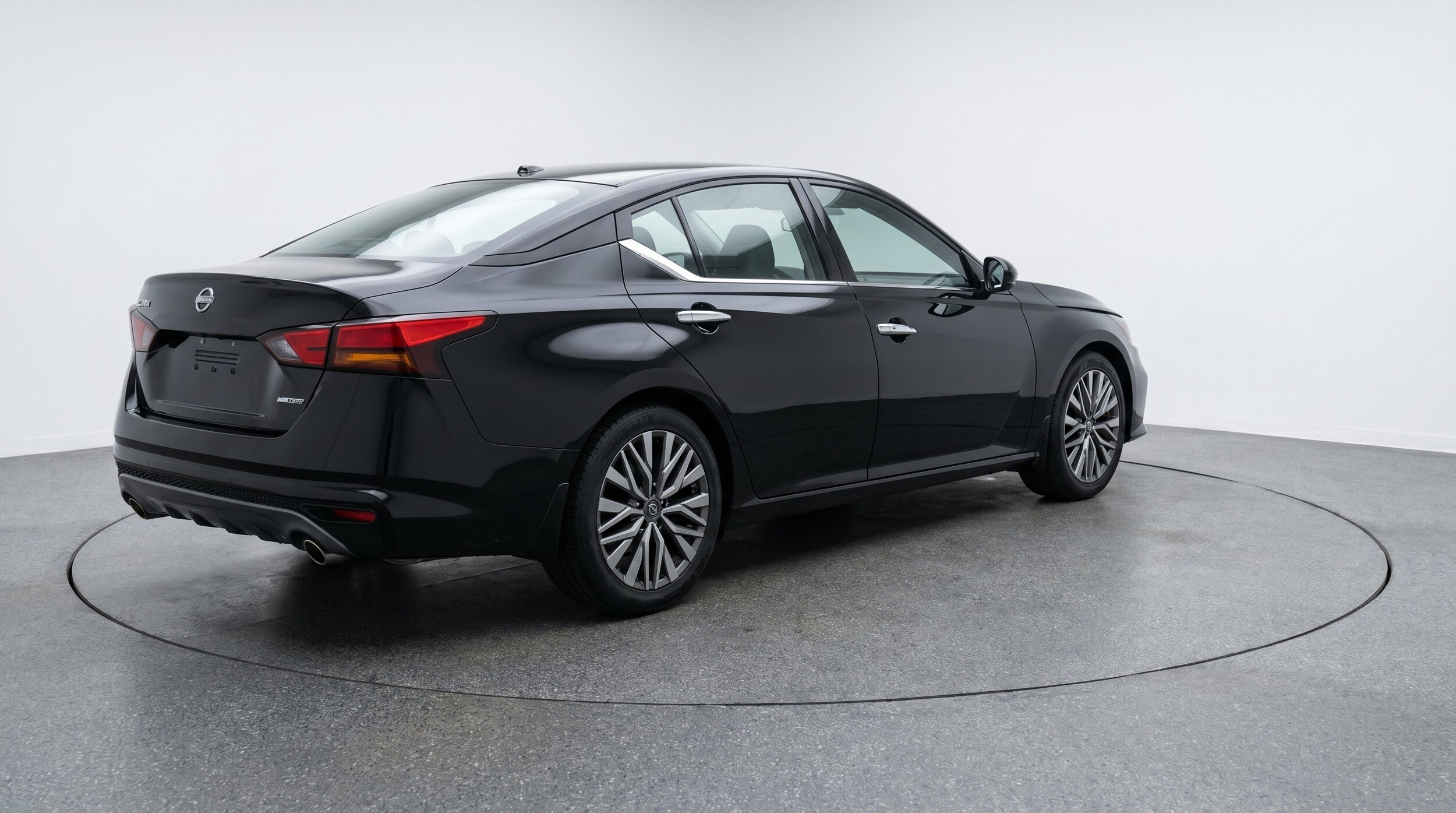 Thumbnail: 2025 Nissan Altima - 9