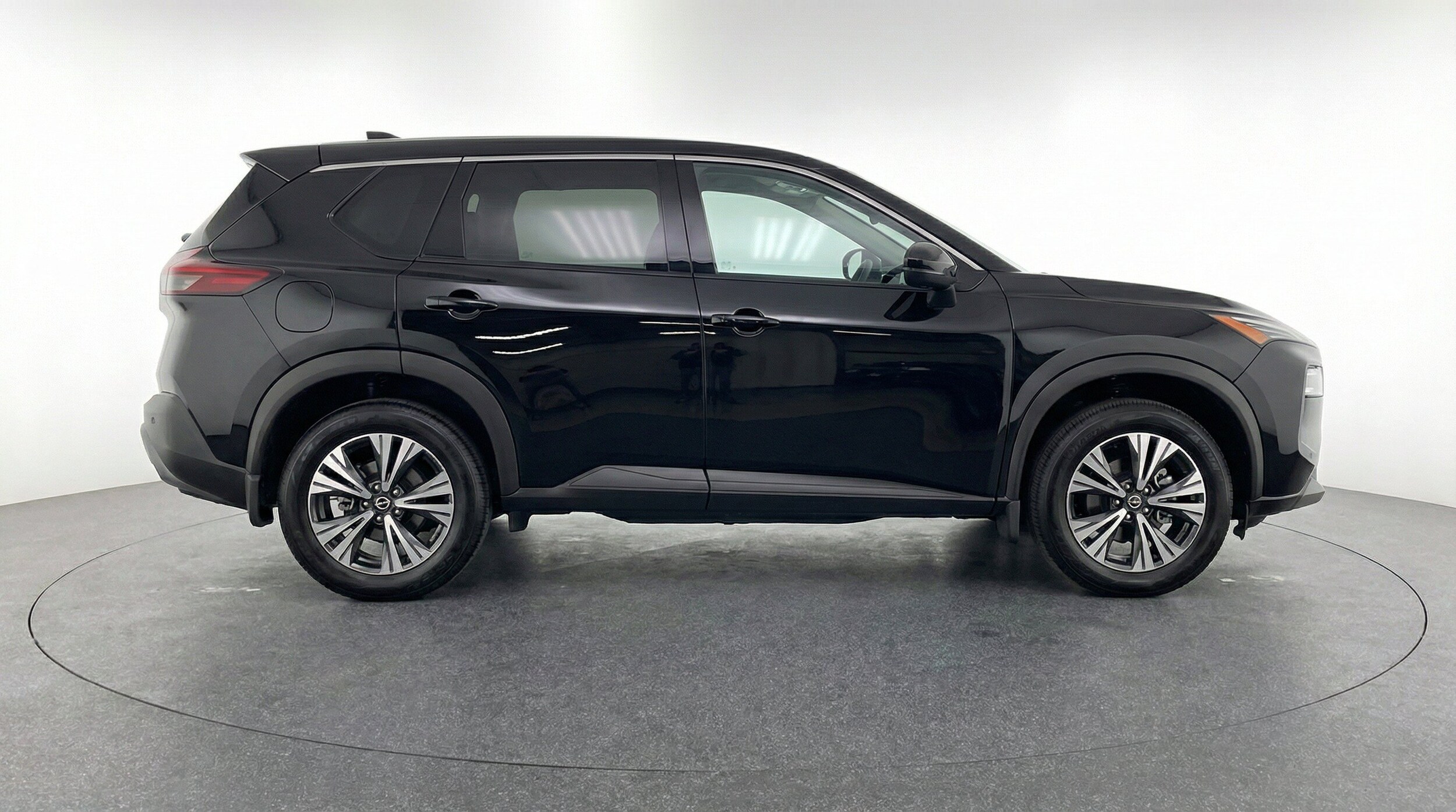 Thumbnail: 2025 Nissan Rogue - 11