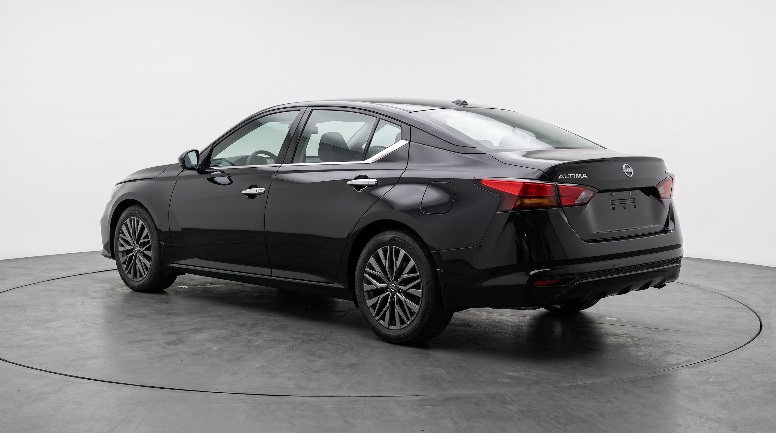 Thumbnail: 2025 Nissan Altima - 6