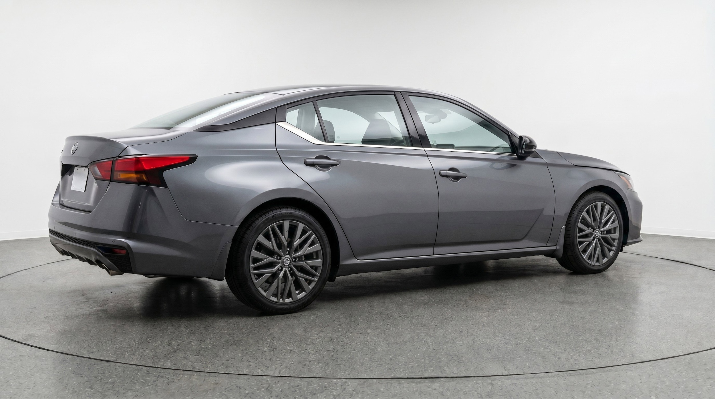 Thumbnail: 2025 Nissan Altima - 9