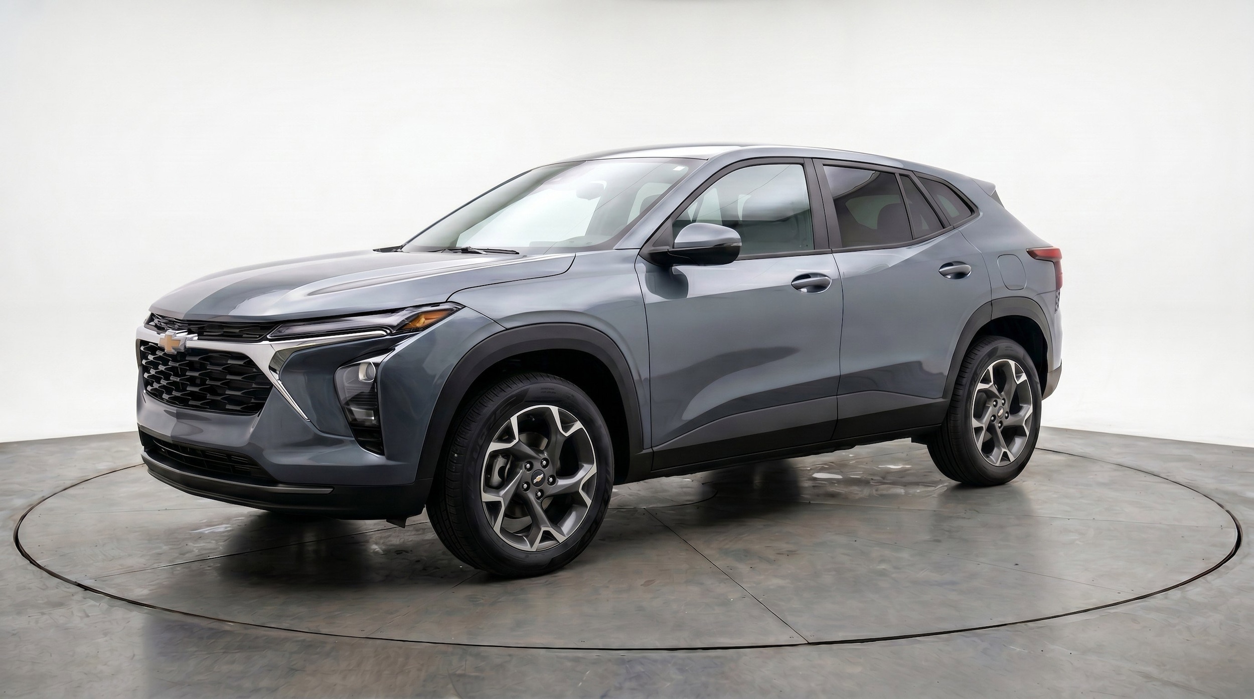 Thumbnail: 2025 Chevrolet Trax - 3