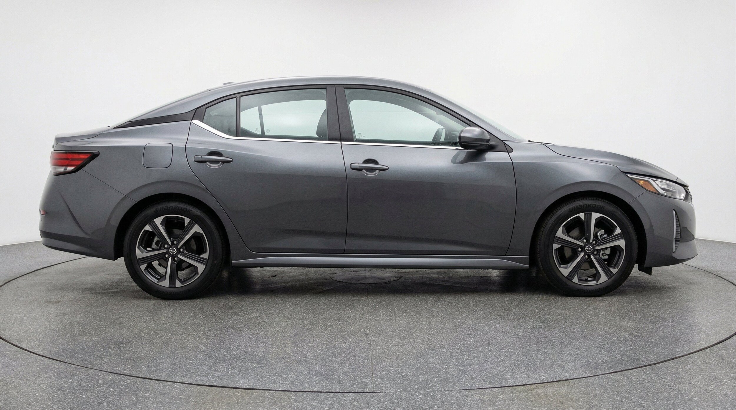 Thumbnail: 2025 Nissan Sentra - 11
