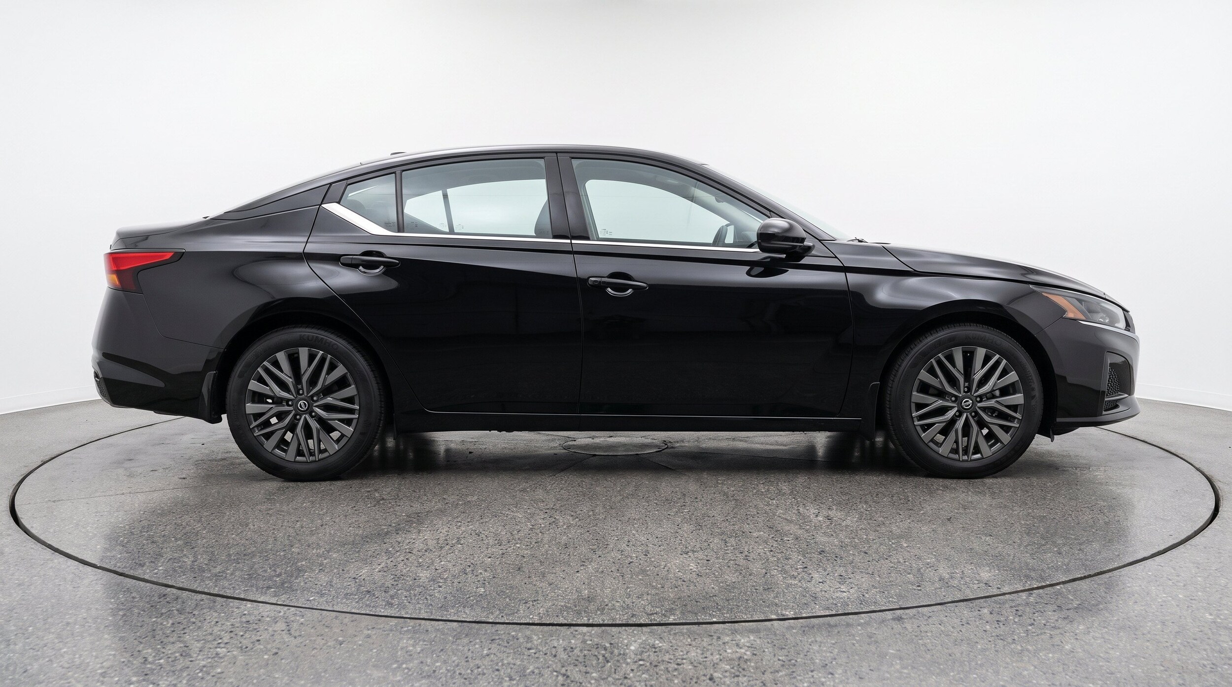 Thumbnail: 2026 Nissan Altima - 10