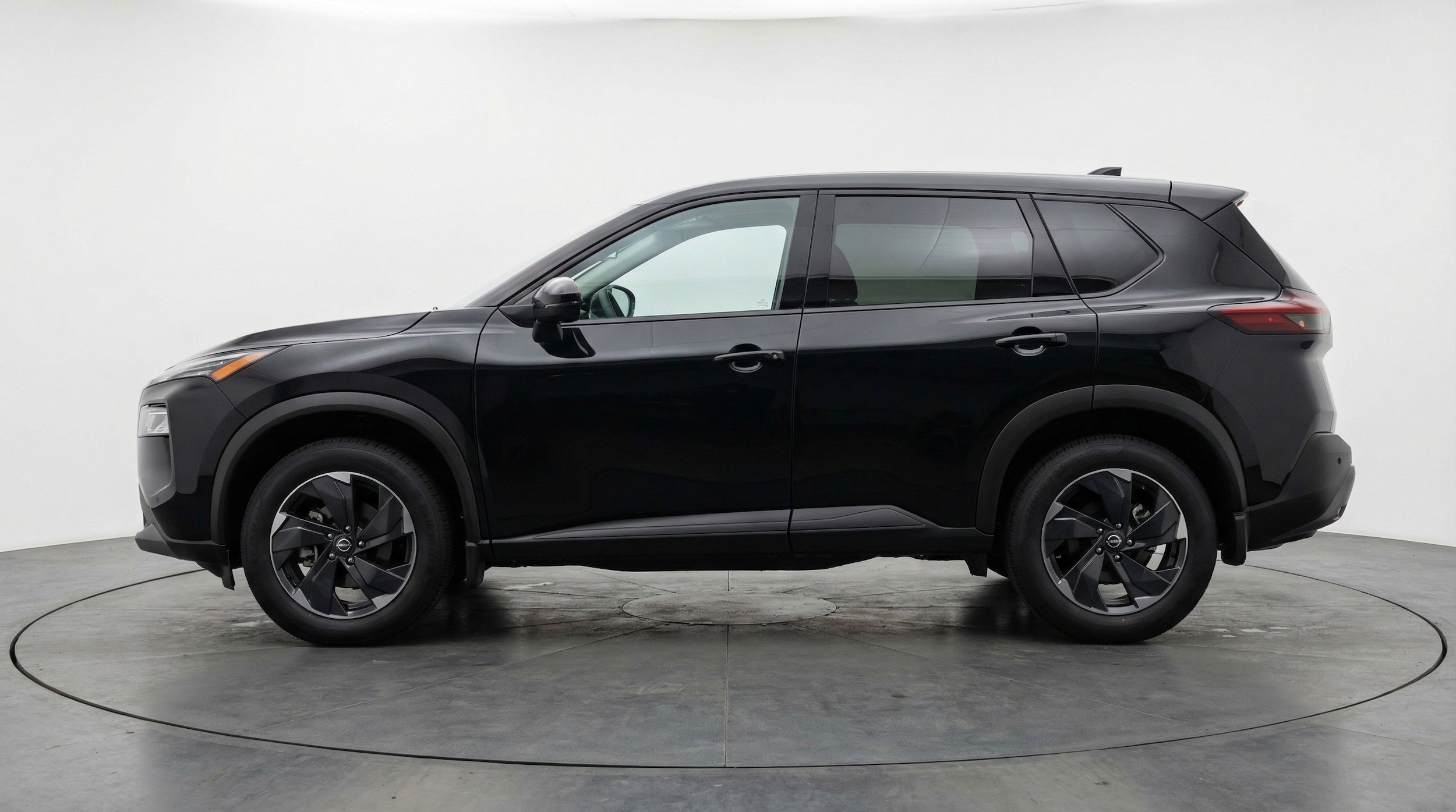 Thumbnail: 2025 Nissan Rogue - 5