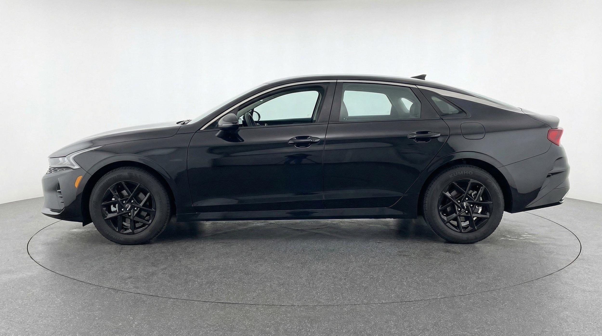 Thumbnail: 2025 Kia K5 - 5