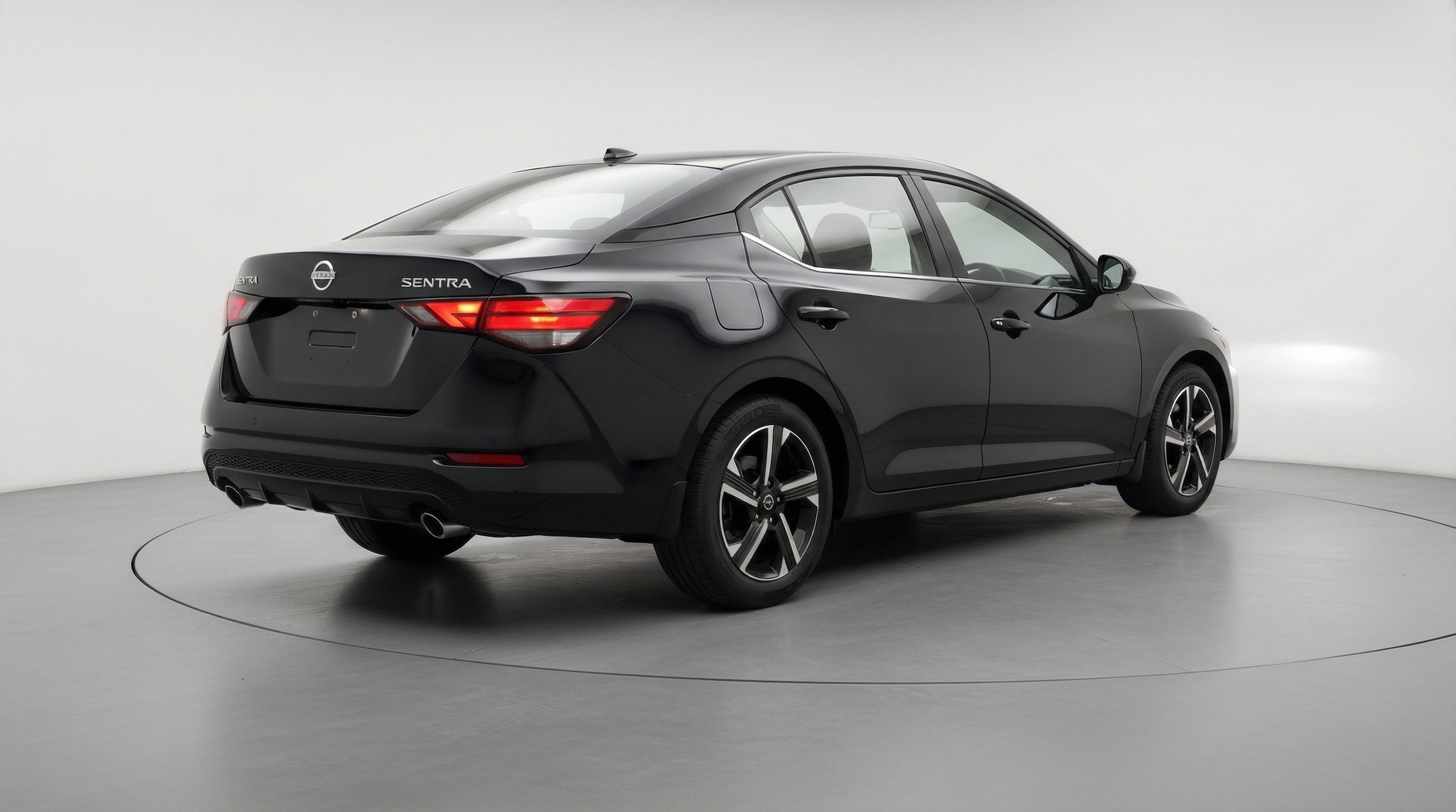 Thumbnail: 2025 Nissan Sentra - 9