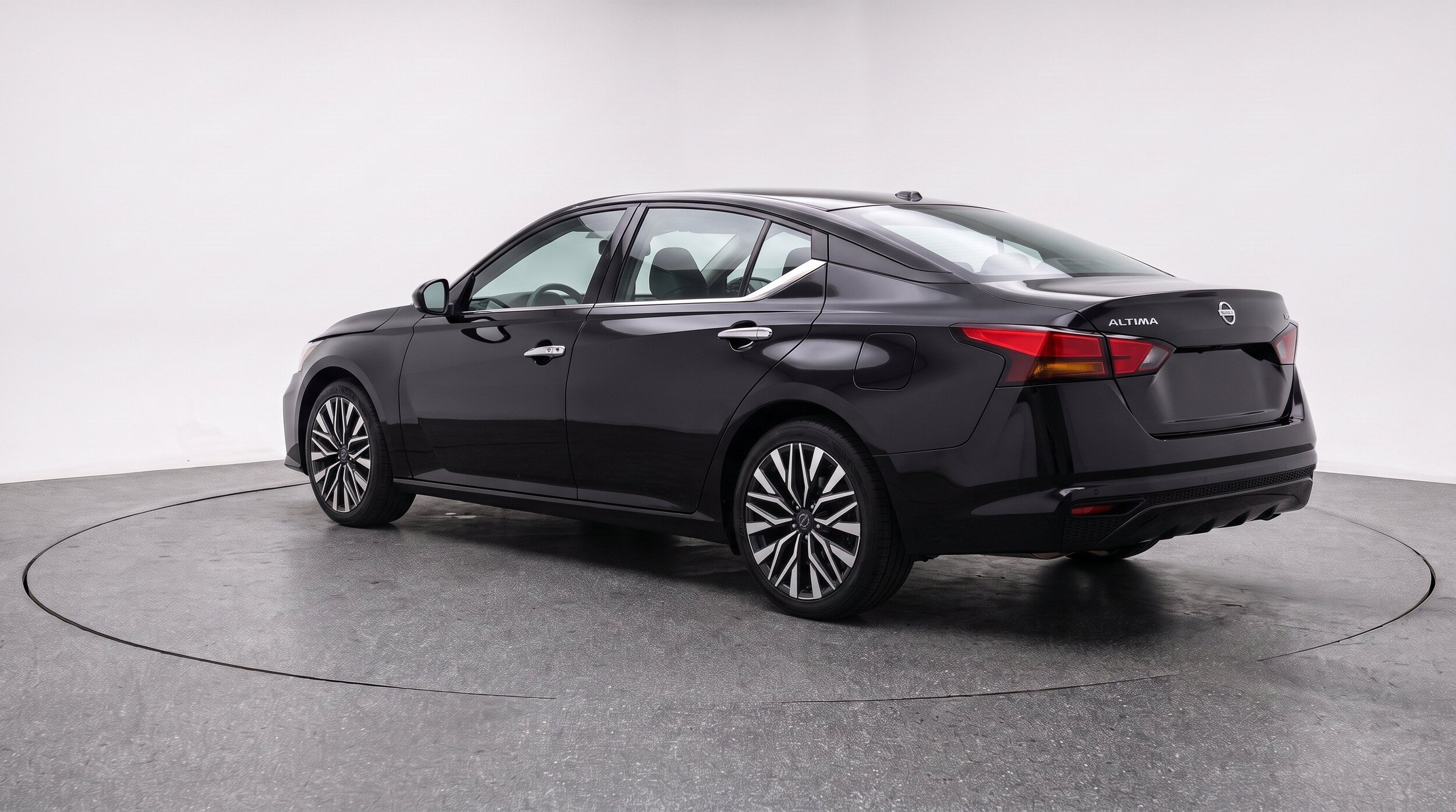 Thumbnail: 2025 Nissan Altima - 6