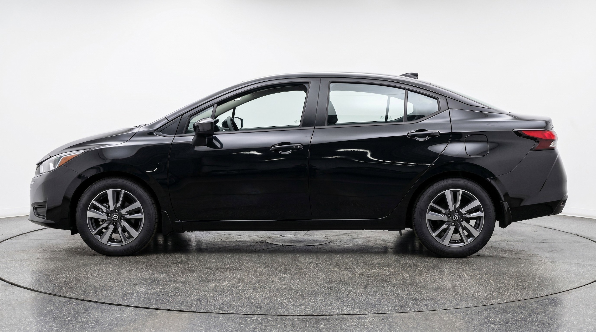 Thumbnail: 2025 Nissan Versa - 5