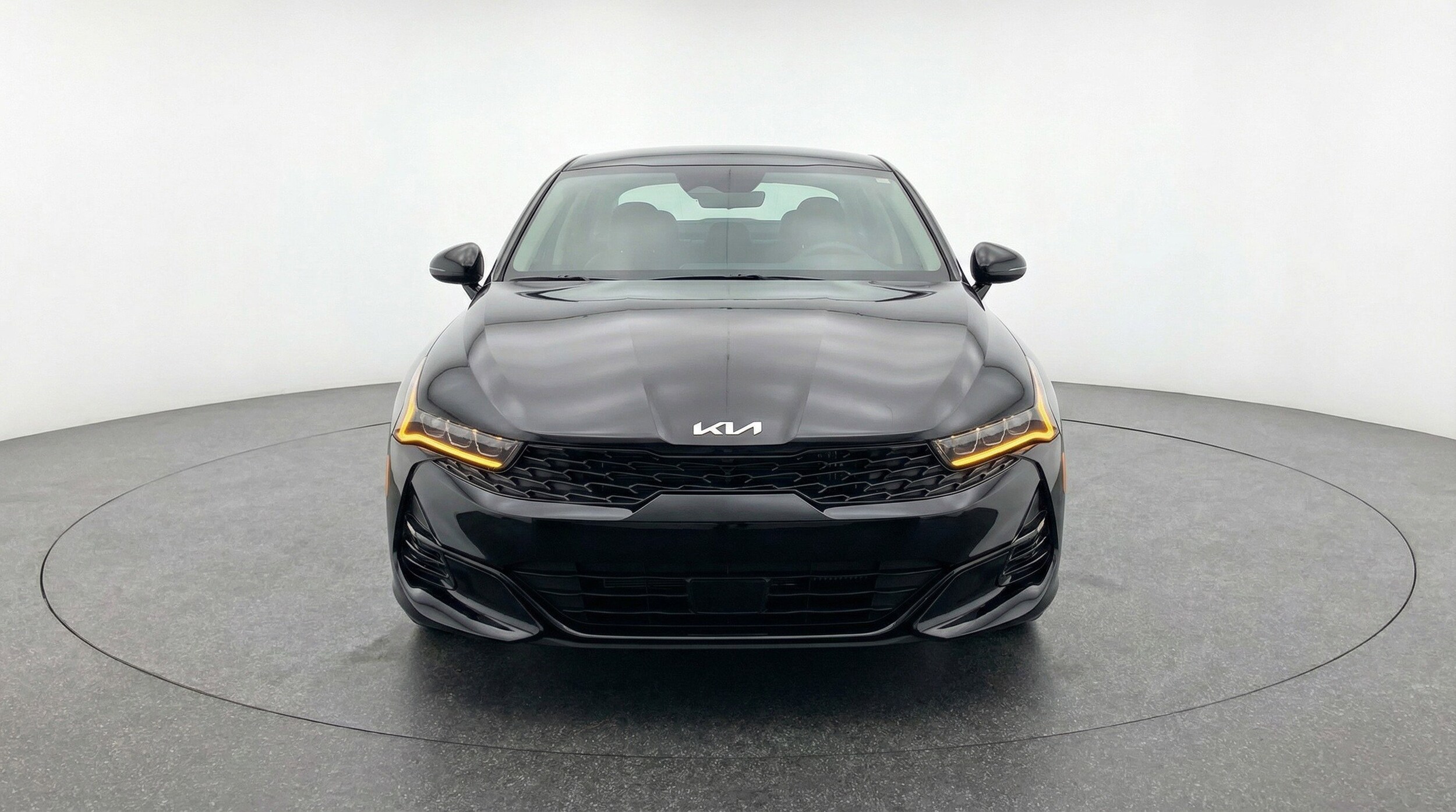 Thumbnail: 2025 Kia K5 - 2