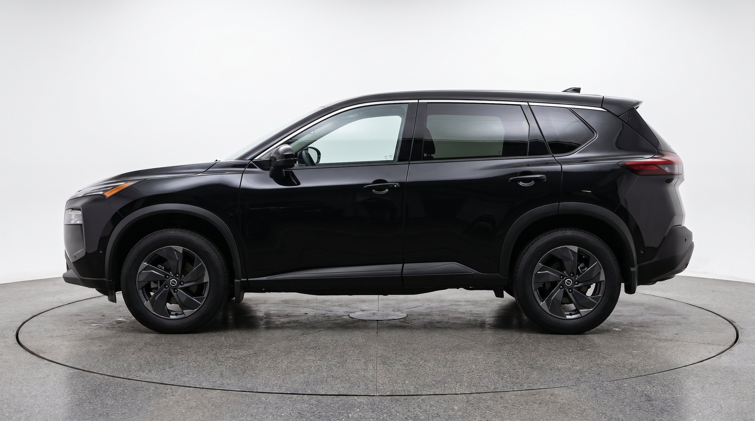 Thumbnail: 2025 Nissan Rogue - 5