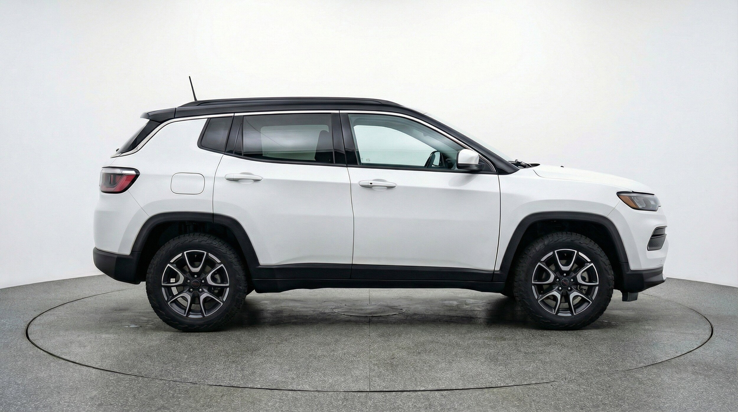 Thumbnail: 2025 Jeep Compass - 11
