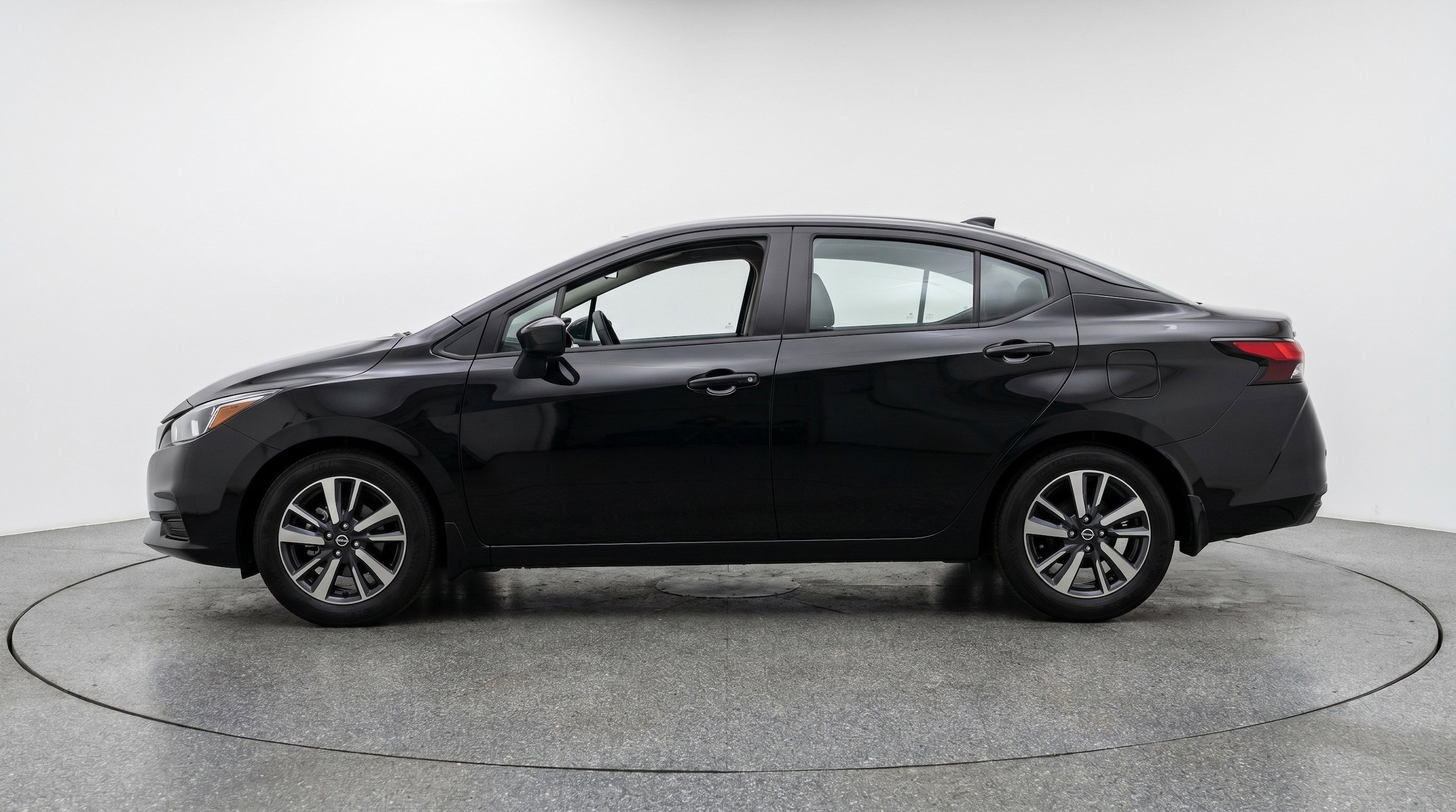 Thumbnail: 2025 Nissan Versa - 5