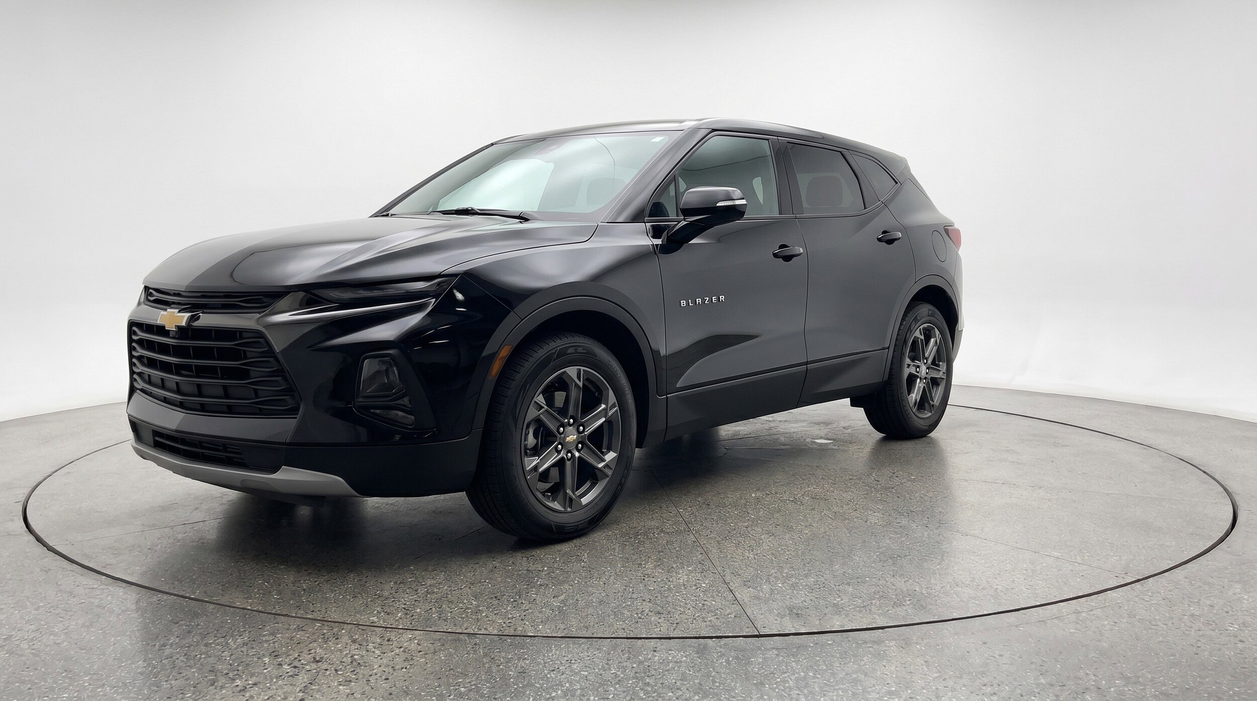 Thumbnail: 2025 Chevrolet Blazer - 3