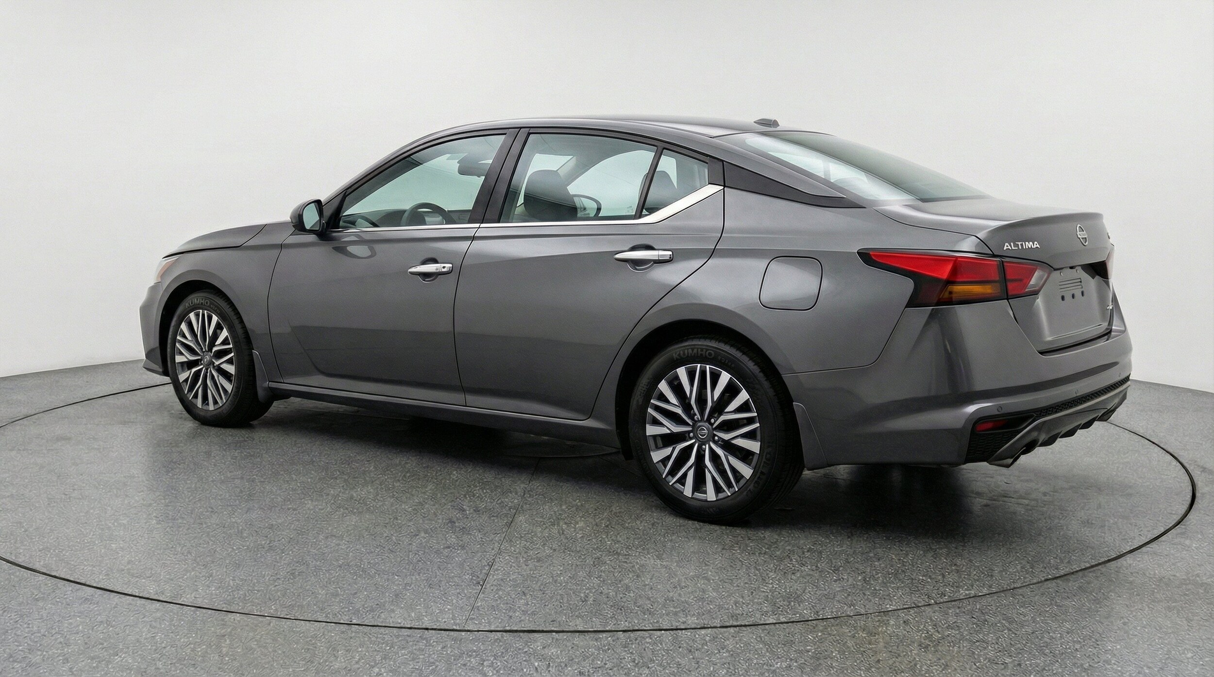 Thumbnail: 2025 Nissan Altima - 6