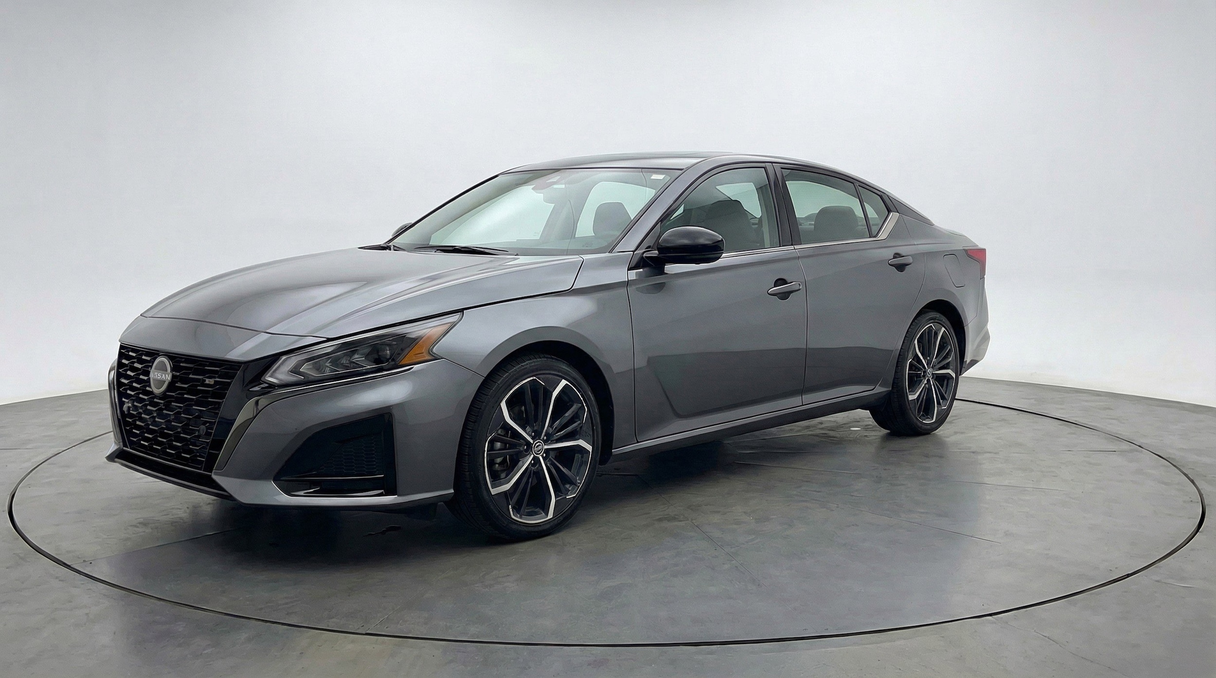 Thumbnail: 2025 Nissan Altima - 3