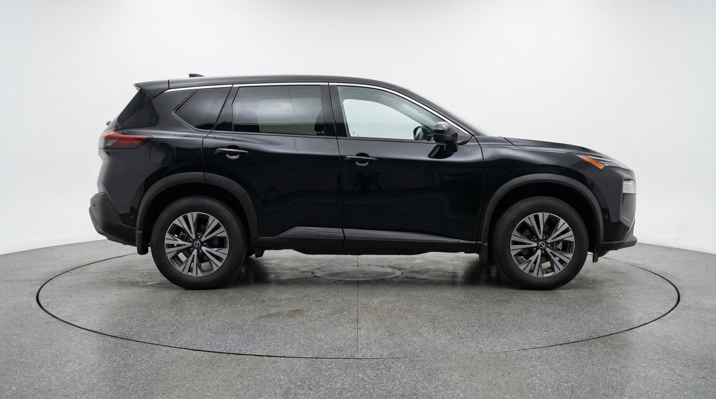 Thumbnail: 2023 Nissan Rogue - 11