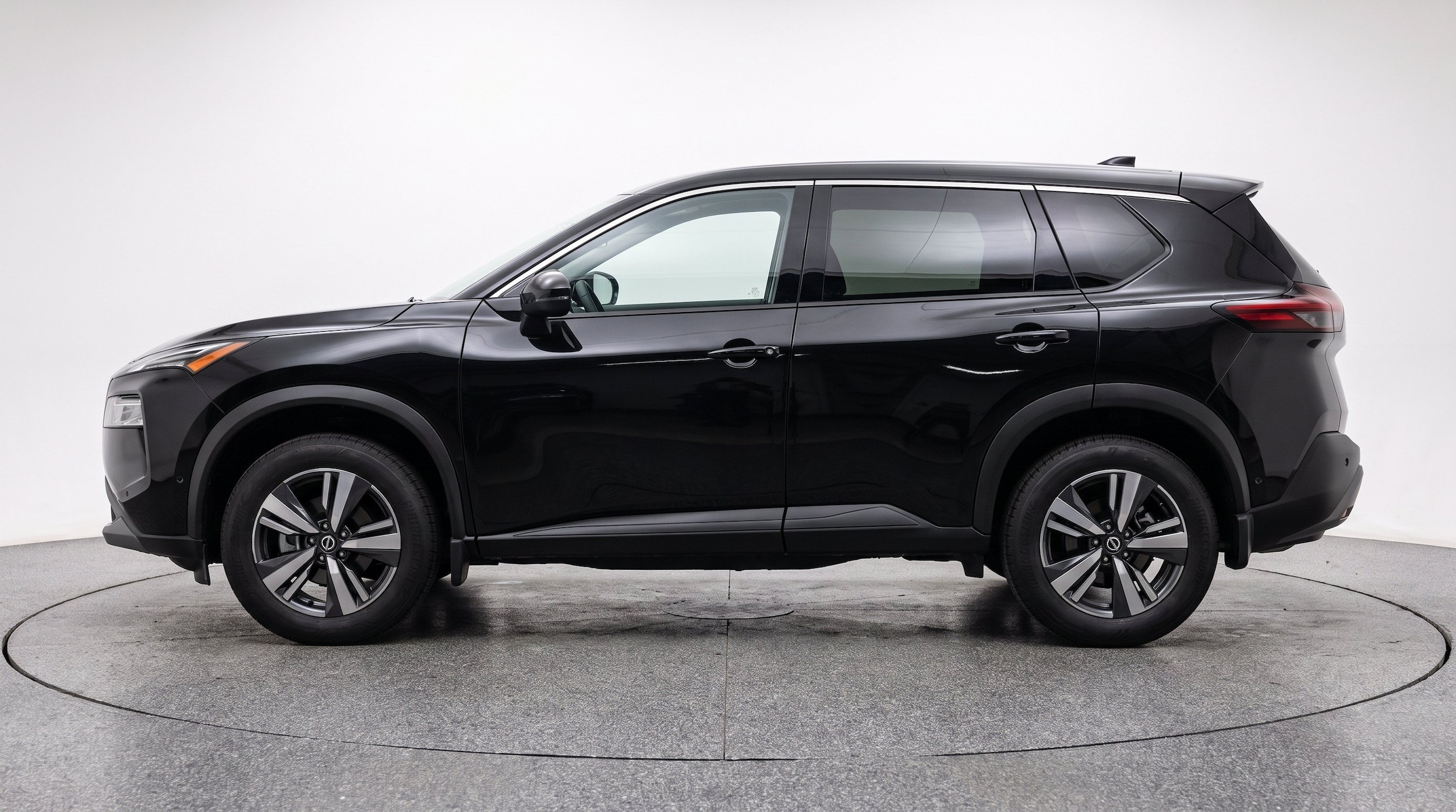 Thumbnail: 2026 Nissan Rogue - 5