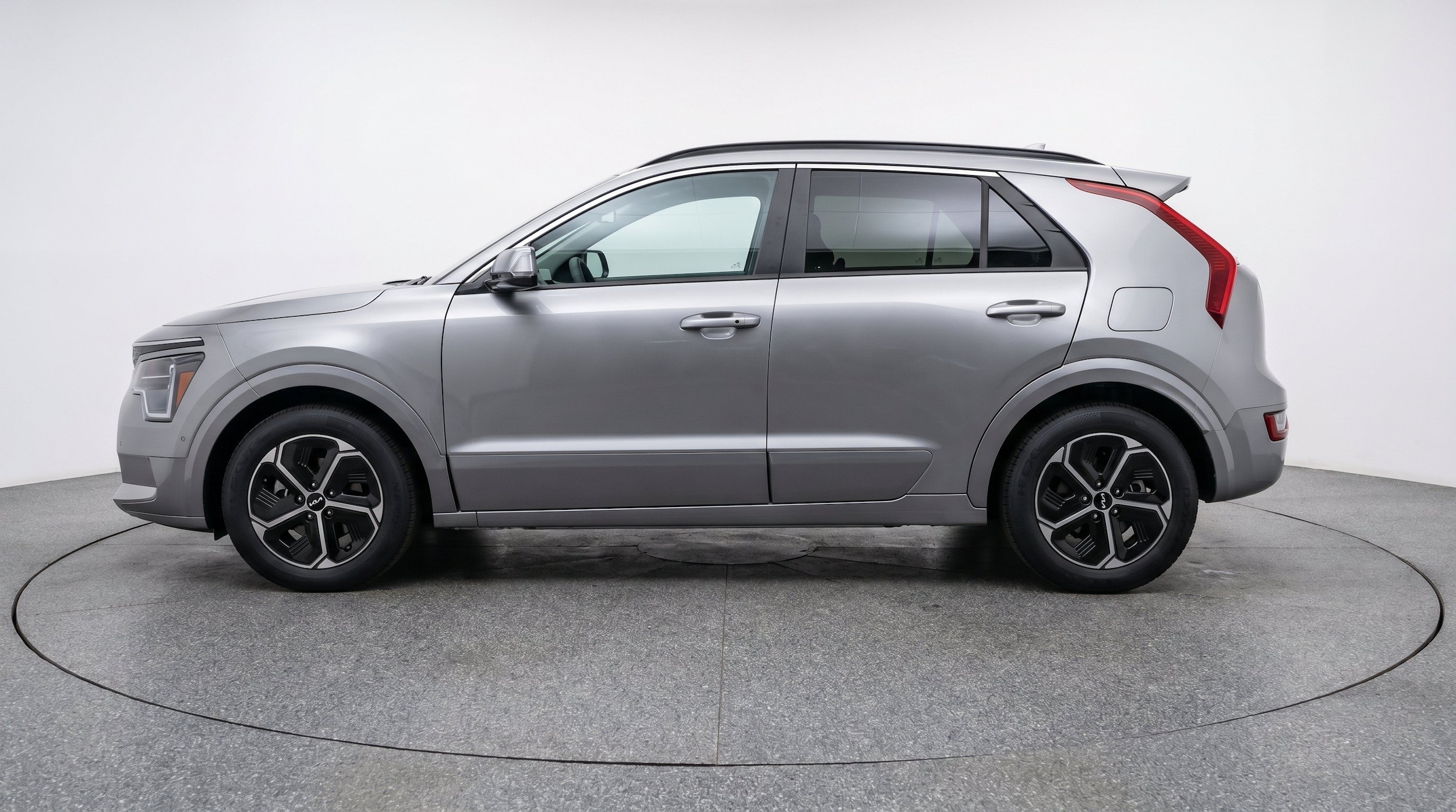 Thumbnail: 2026 Kia Niro - 5