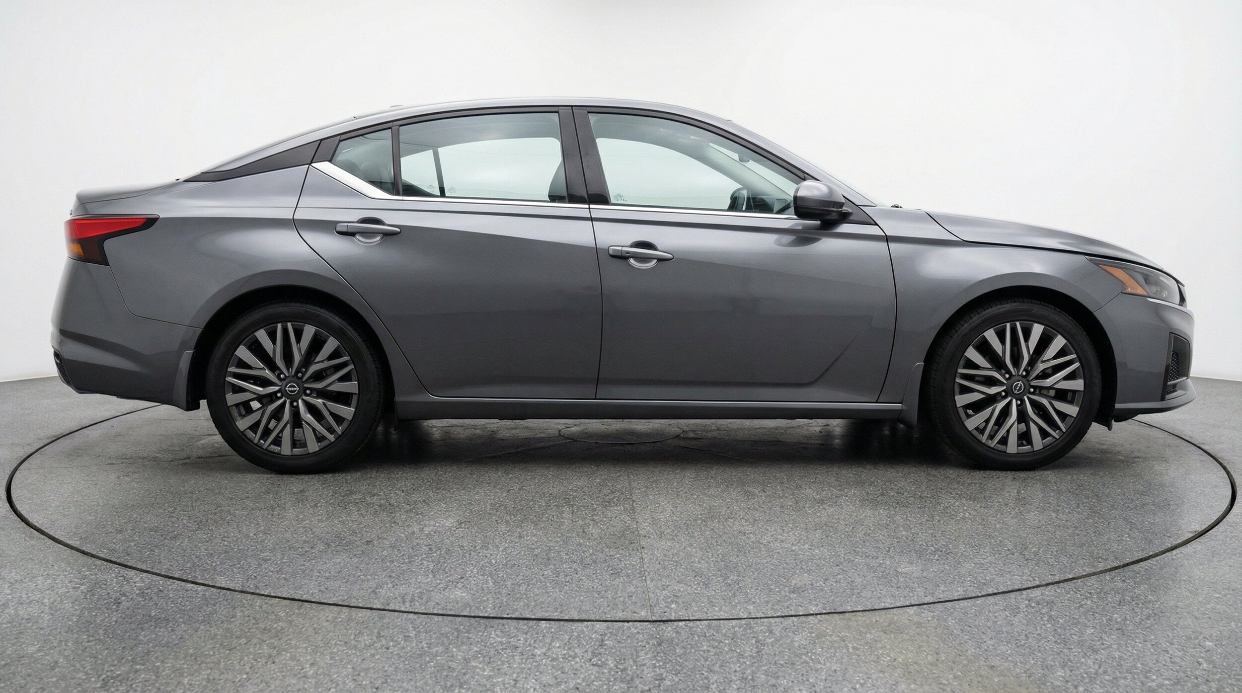 Thumbnail: 2025 Nissan Altima - 11