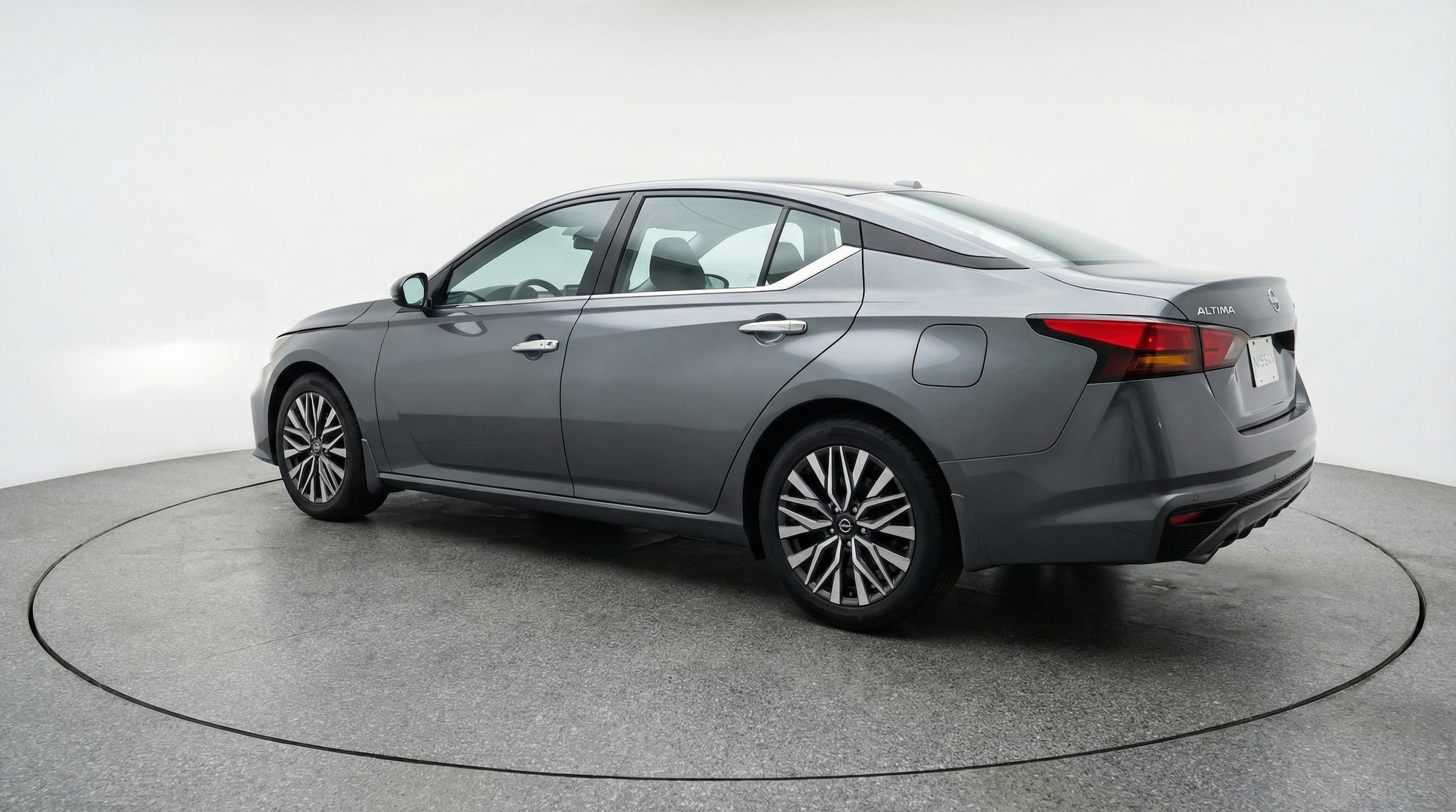 Thumbnail: 2025 Nissan Altima - 5