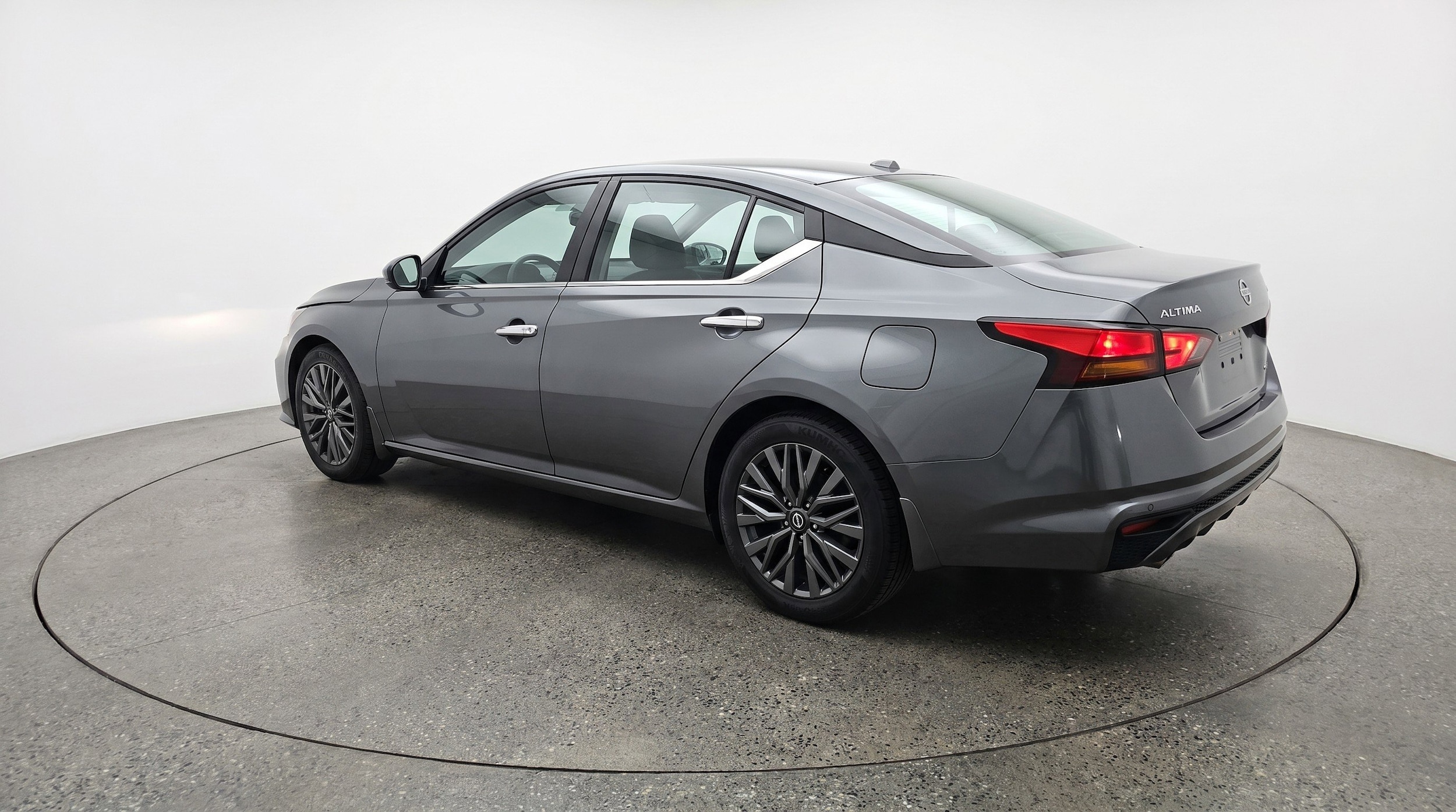 Thumbnail: 2025 Nissan Altima - 6