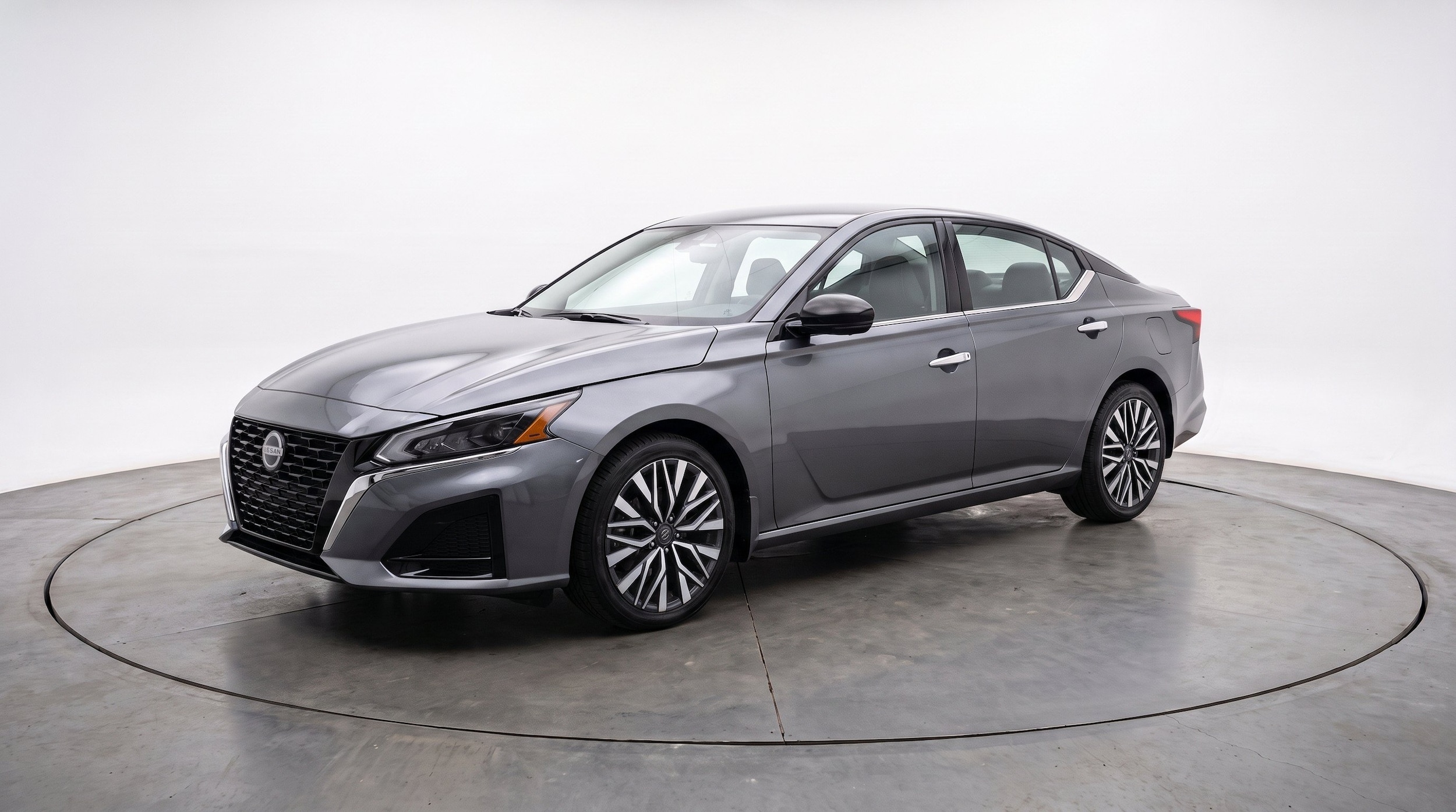 Thumbnail: 2025 Nissan Altima - 3