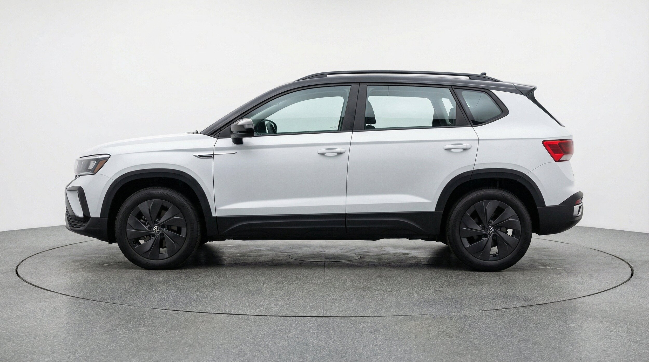 Thumbnail: 2026 Volkswagen Taos - 5