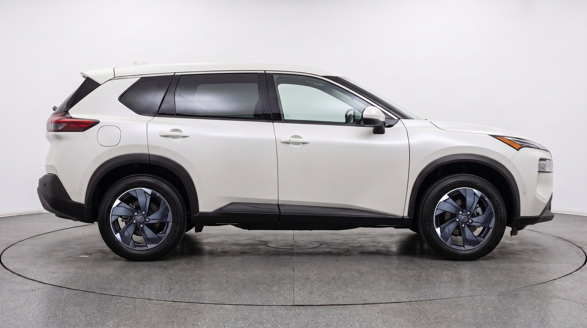 Thumbnail: 2025 Nissan Rogue - 11