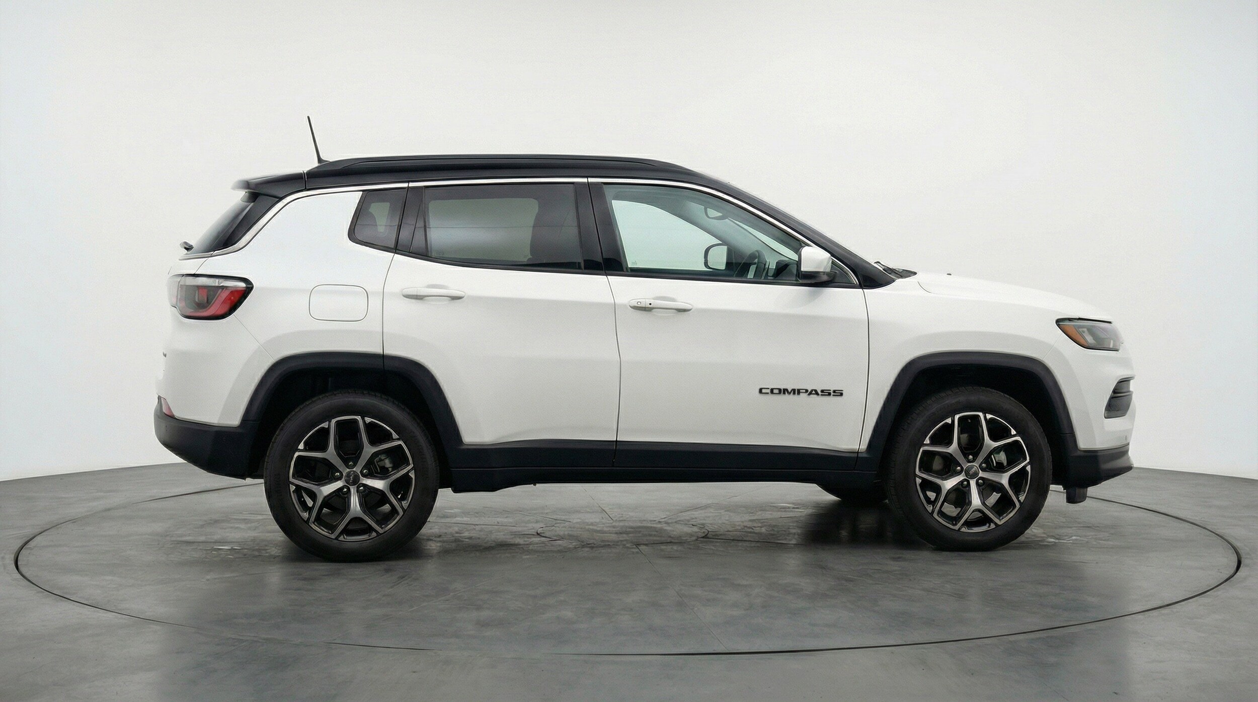 Thumbnail: 2025 Jeep Compass - 11