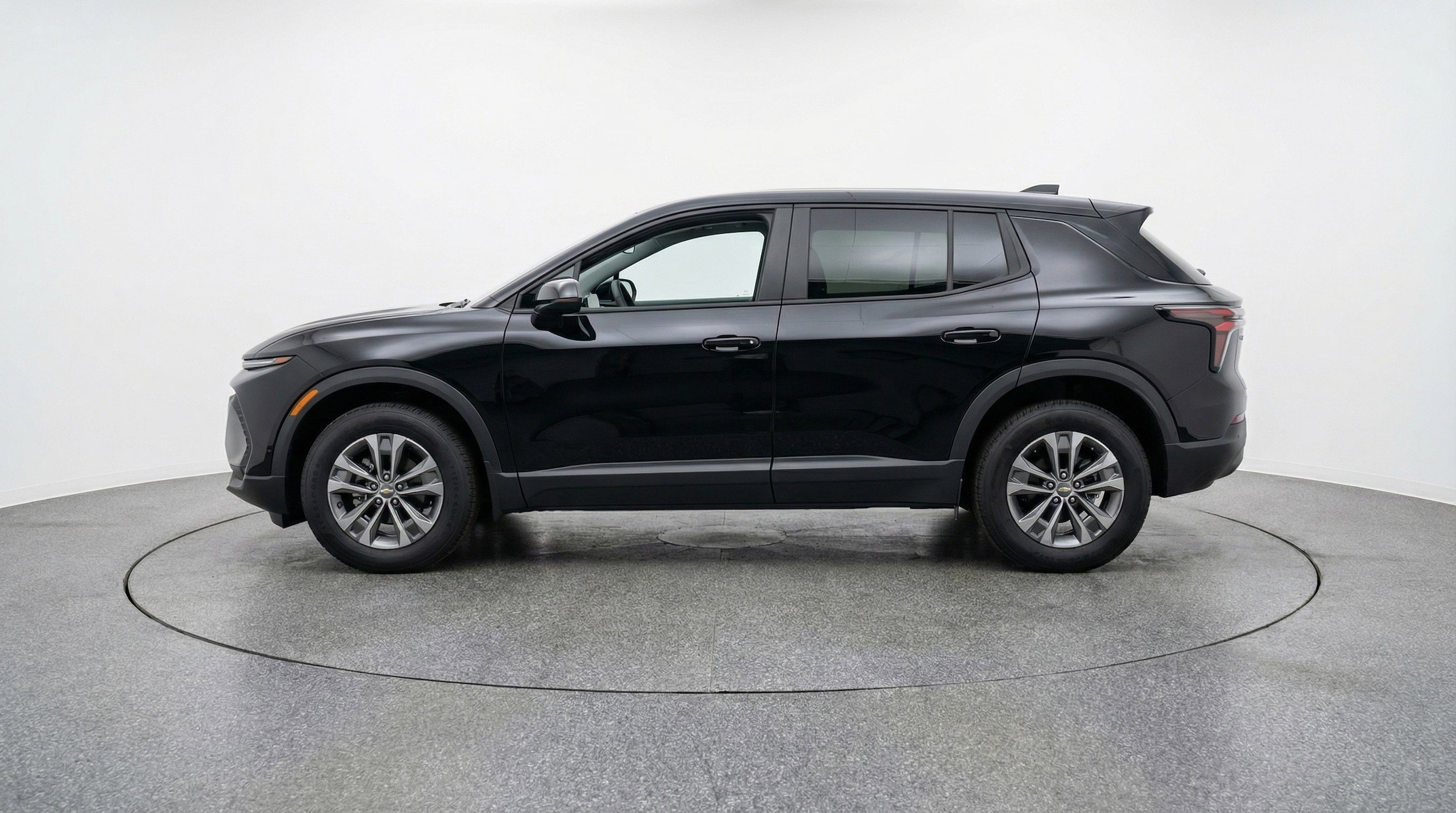Thumbnail: 2025 Chevrolet Equinox - 5
