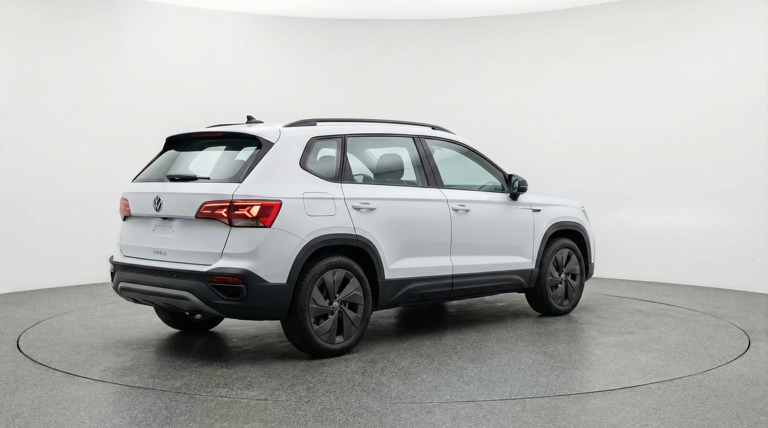 Thumbnail: 2026 Volkswagen Taos - 9
