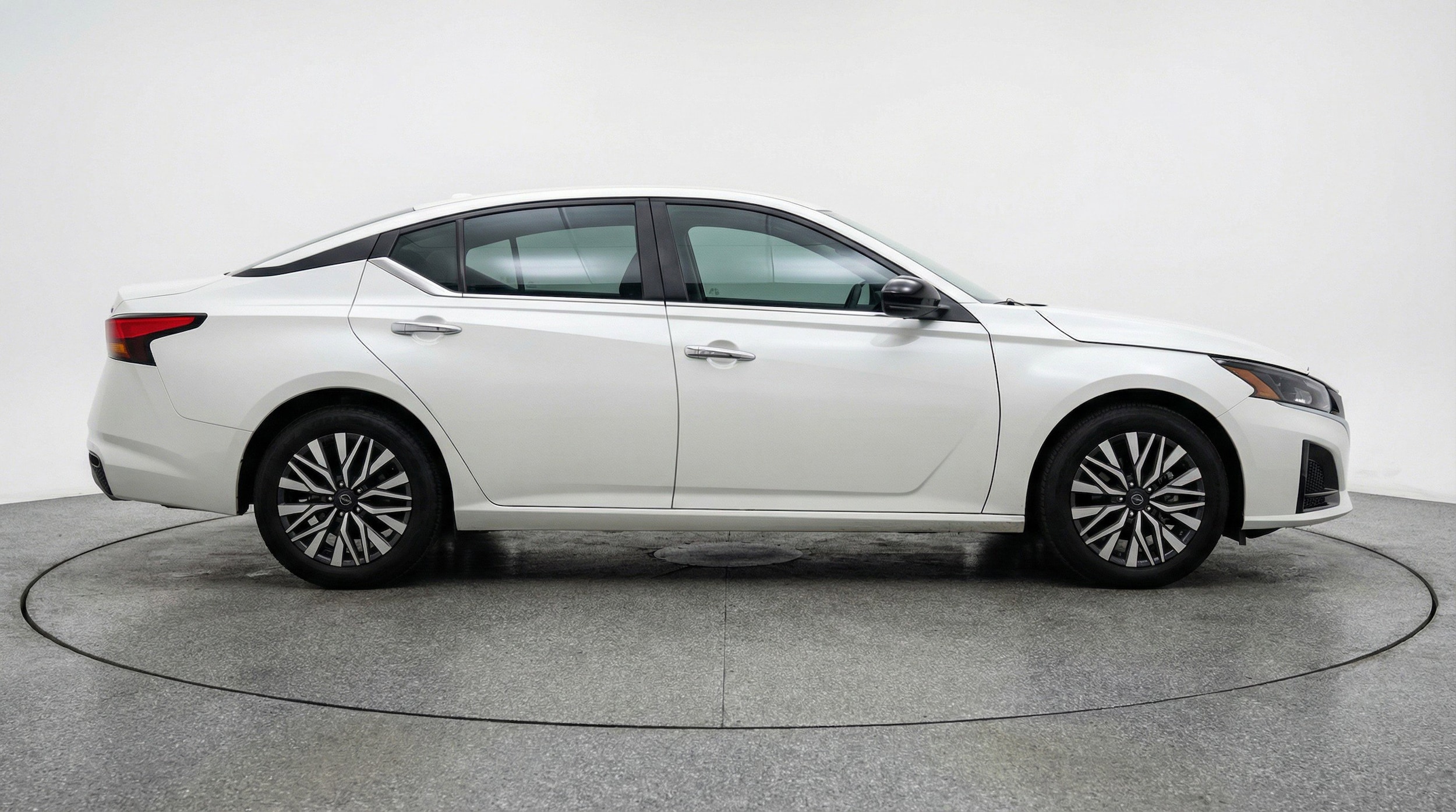 Thumbnail: 2025 Nissan Altima - 11