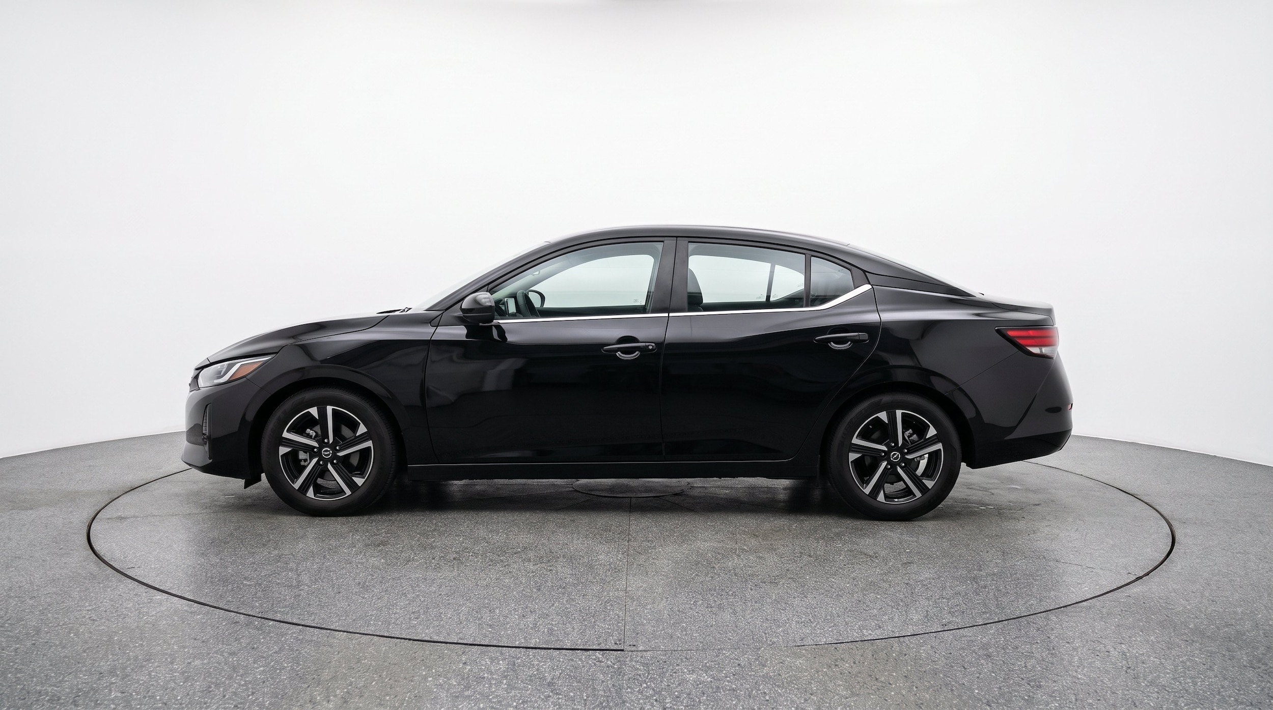 Thumbnail: 2025 Nissan Sentra - 5