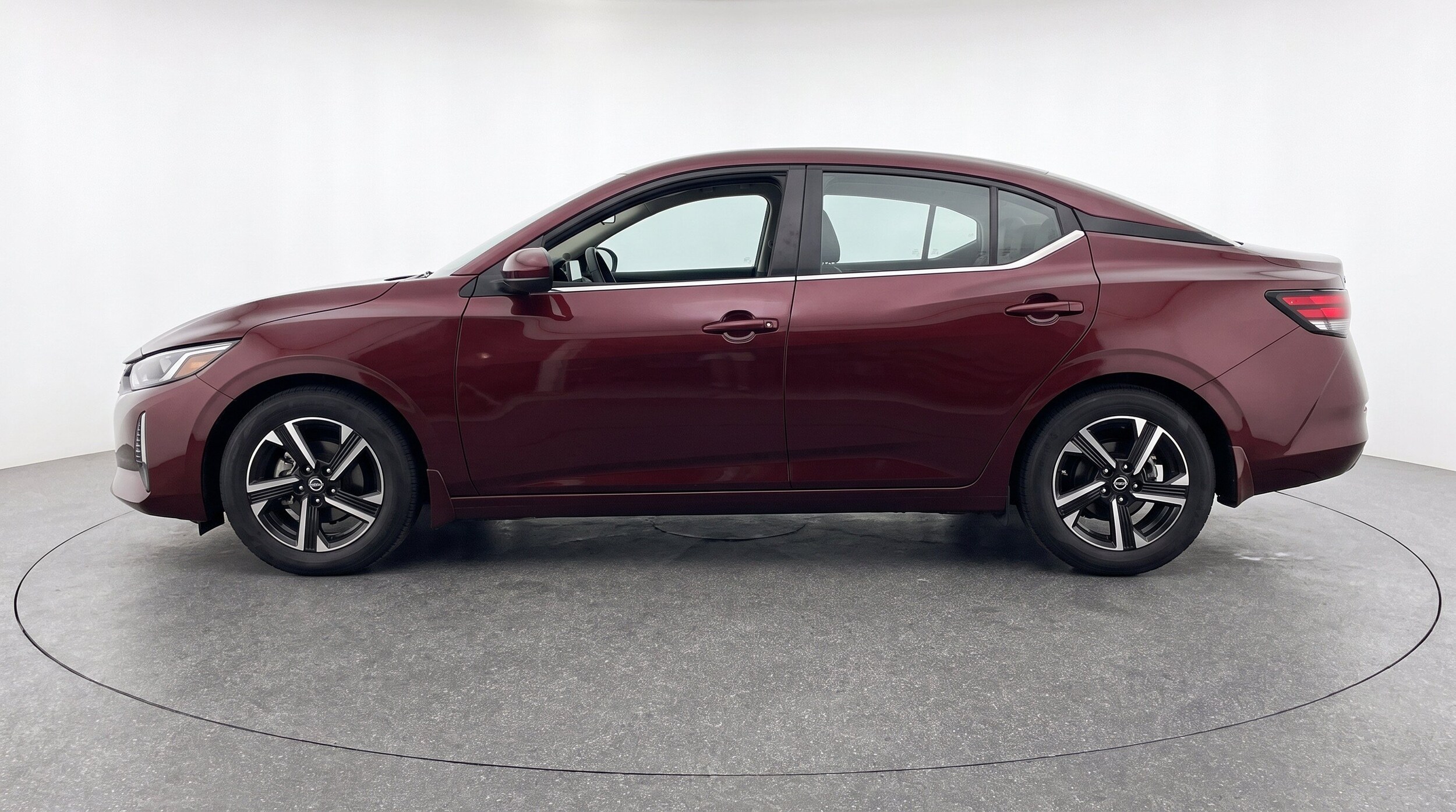 Thumbnail: 2025 Nissan Sentra - 5