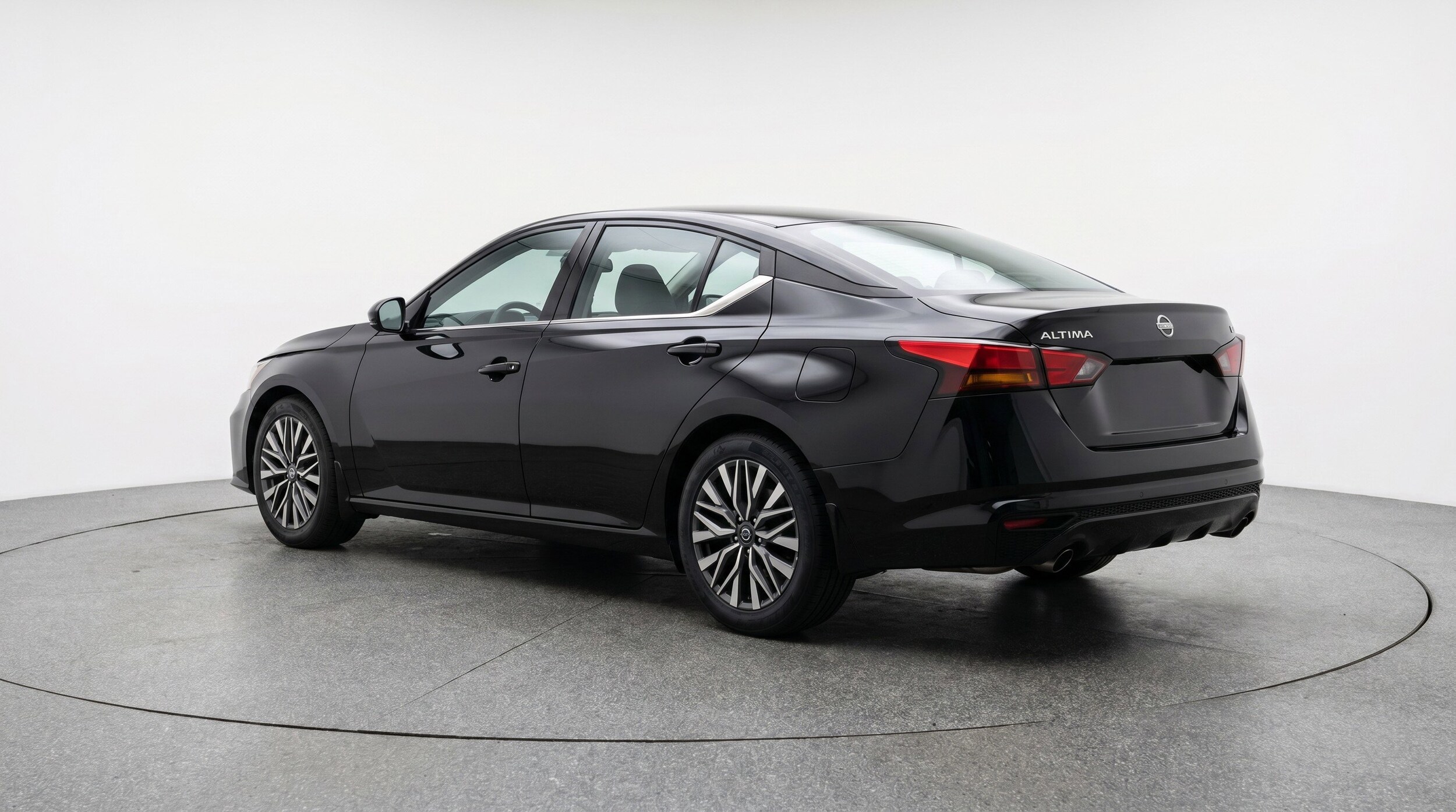 Thumbnail: 2025 Nissan Altima - 6