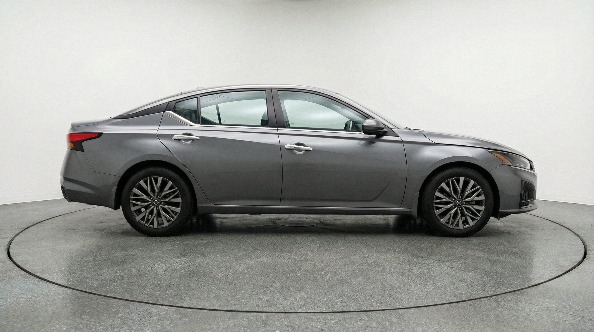 Thumbnail: 2025 Nissan Altima - 11