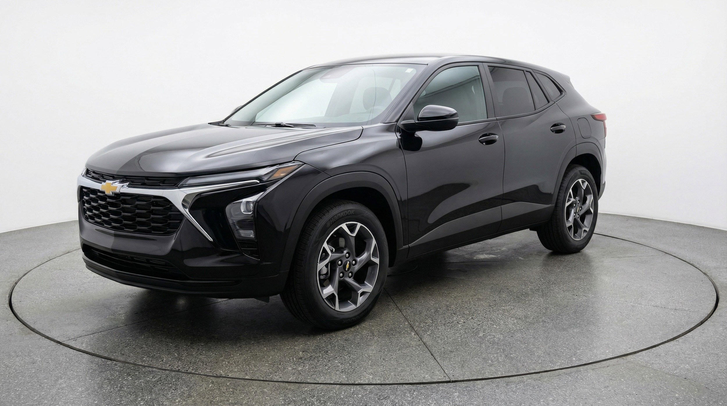 Thumbnail: 2025 Chevrolet Trax - 3