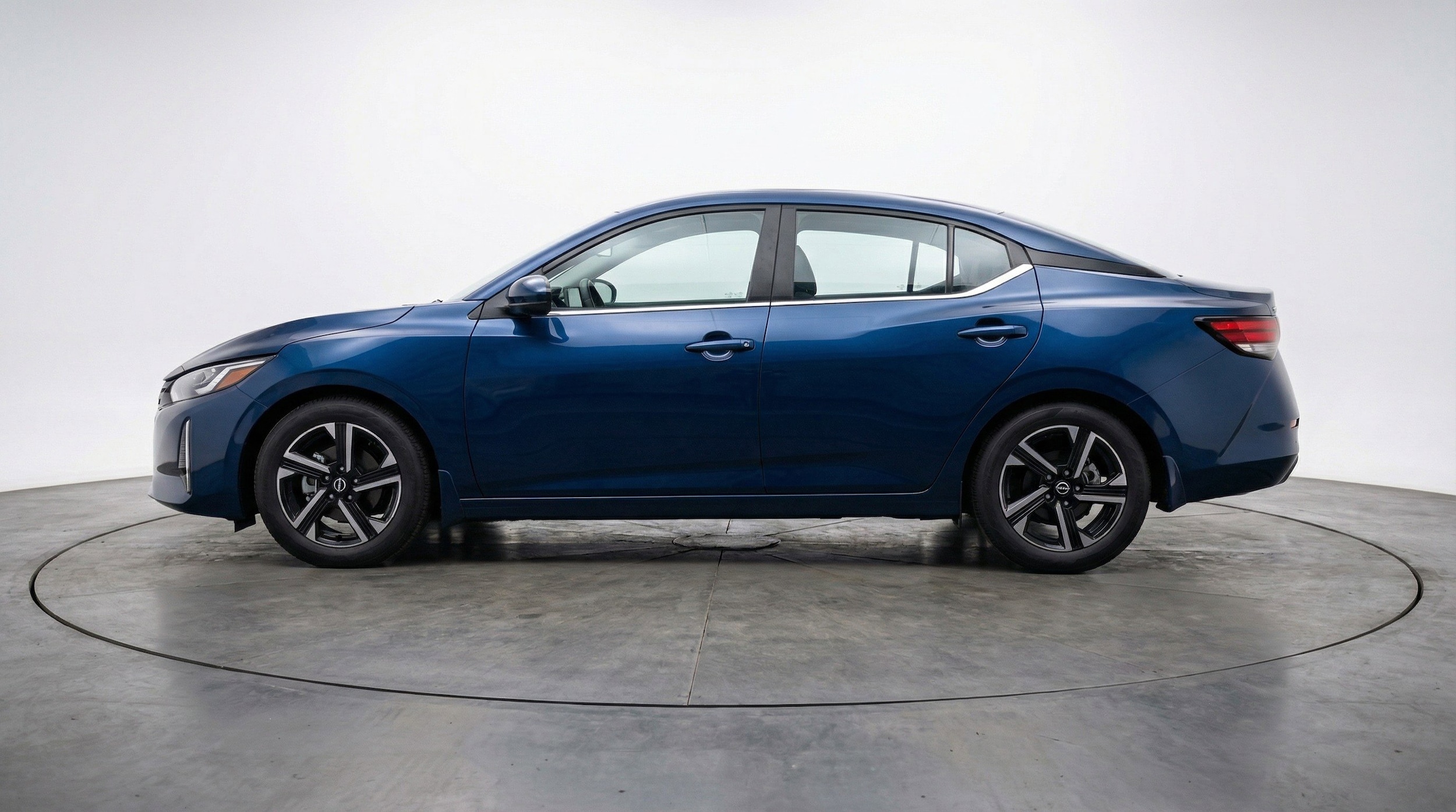 Thumbnail: 2025 Nissan Sentra - 5