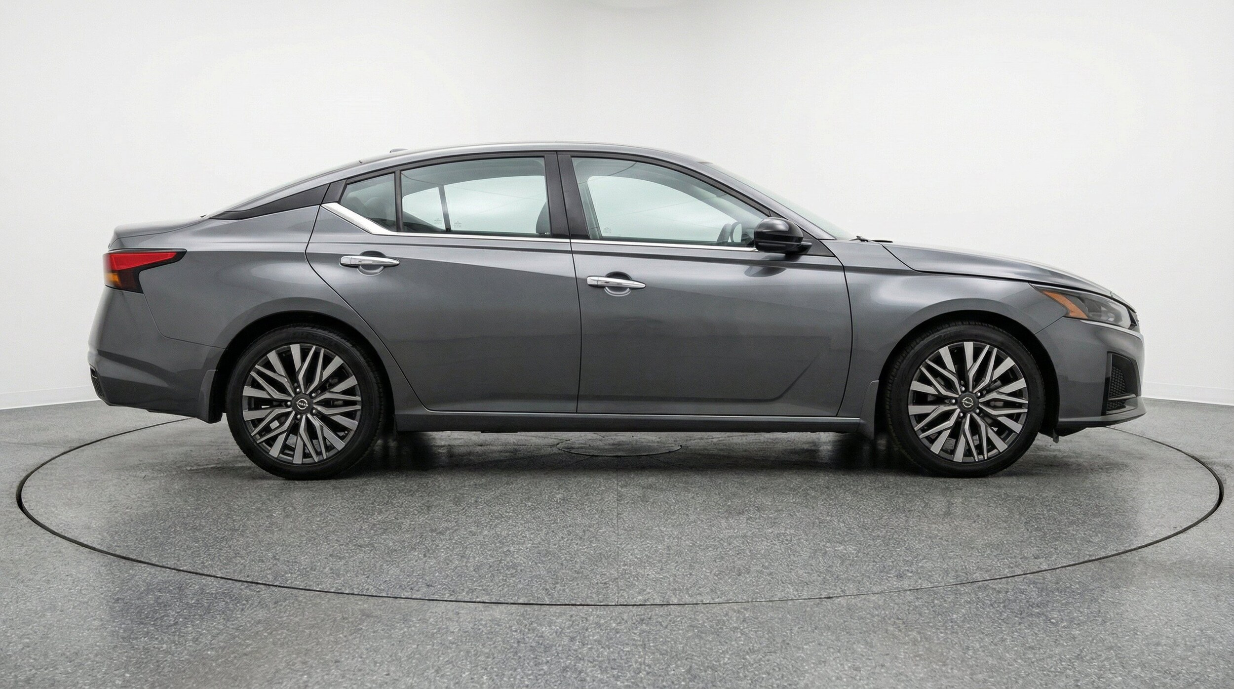 Thumbnail: 2025 Nissan Altima - 11