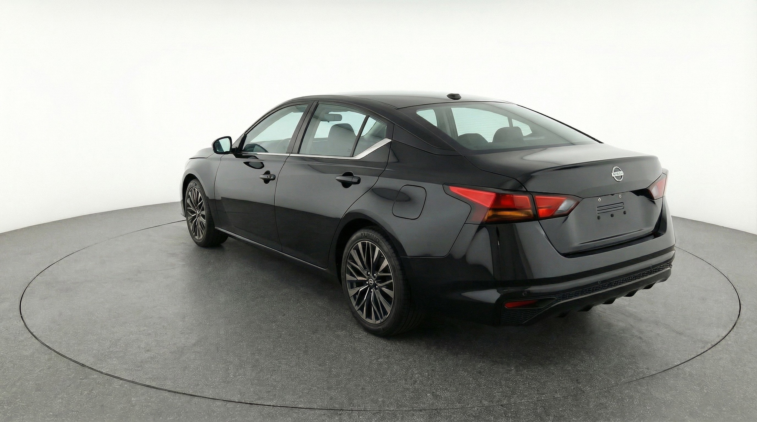 Thumbnail: 2025 Nissan Altima - 6