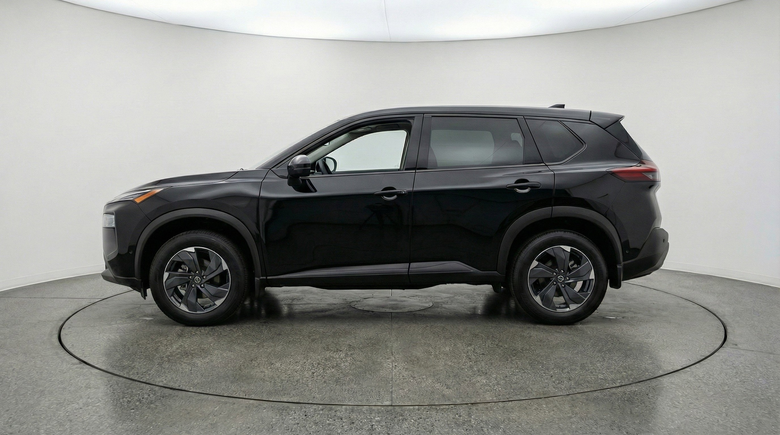 Thumbnail: 2025 Nissan Rogue - 5