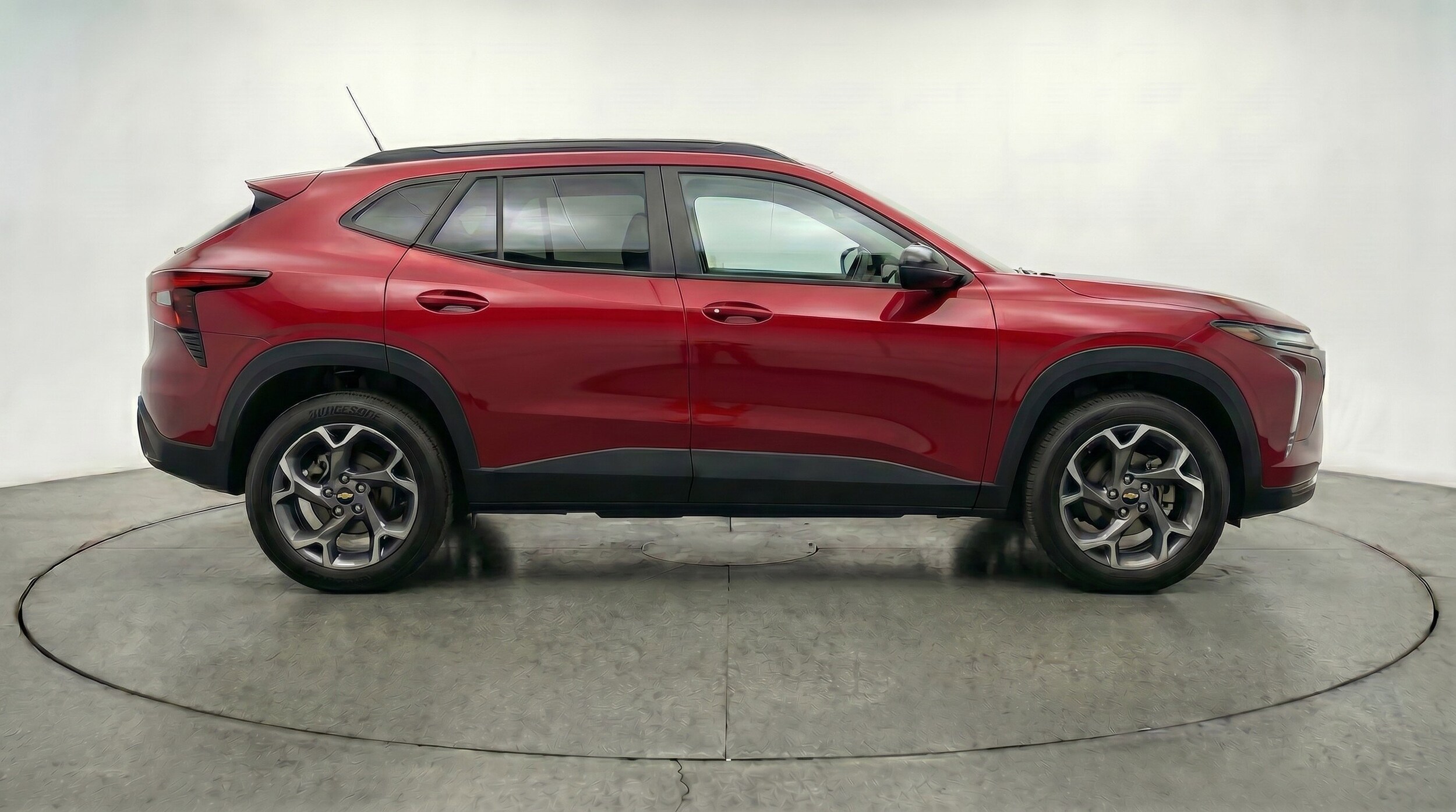 Thumbnail: 2025 Chevrolet Trax - 11