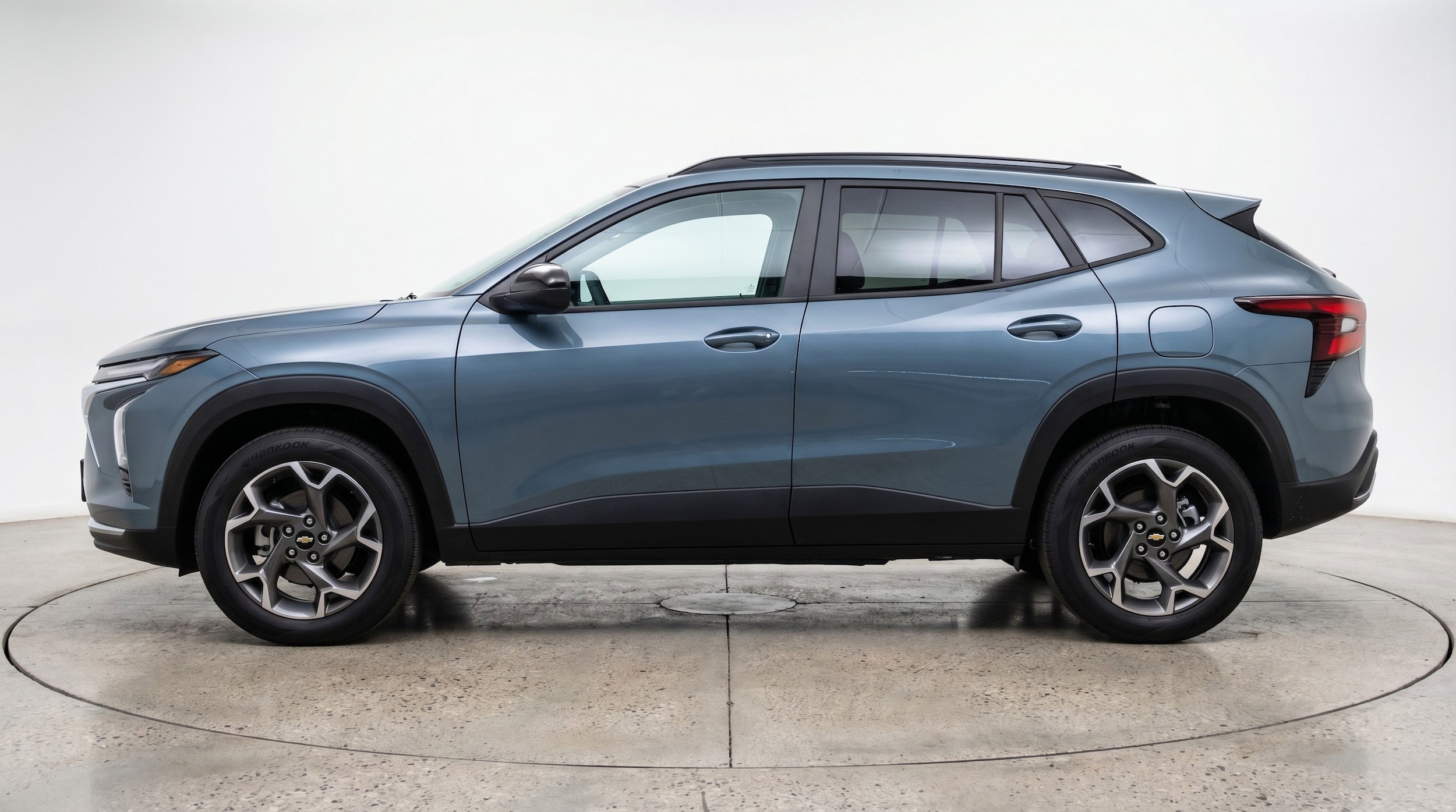 Thumbnail: 2025 Chevrolet Trax - 5