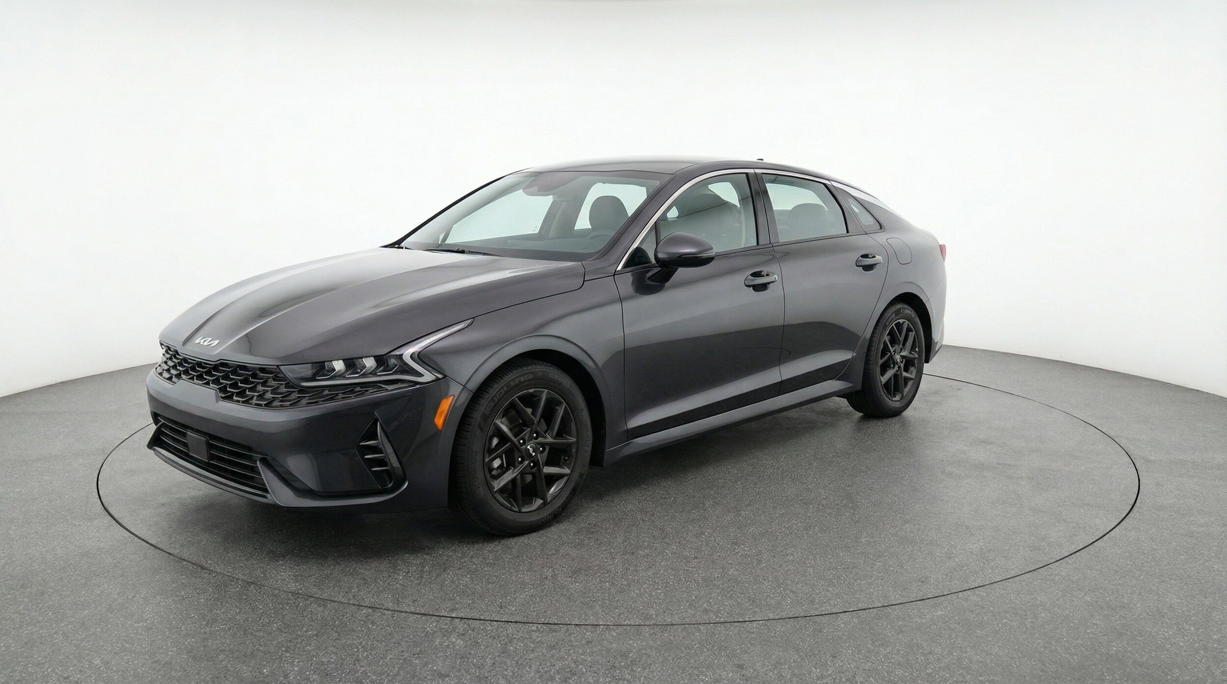 Thumbnail: 2025 Kia K5 - 3