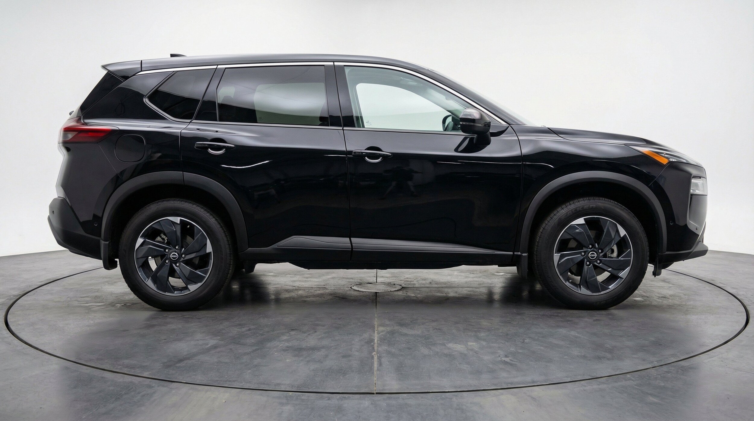 Thumbnail: 2025 Nissan Rogue - 11